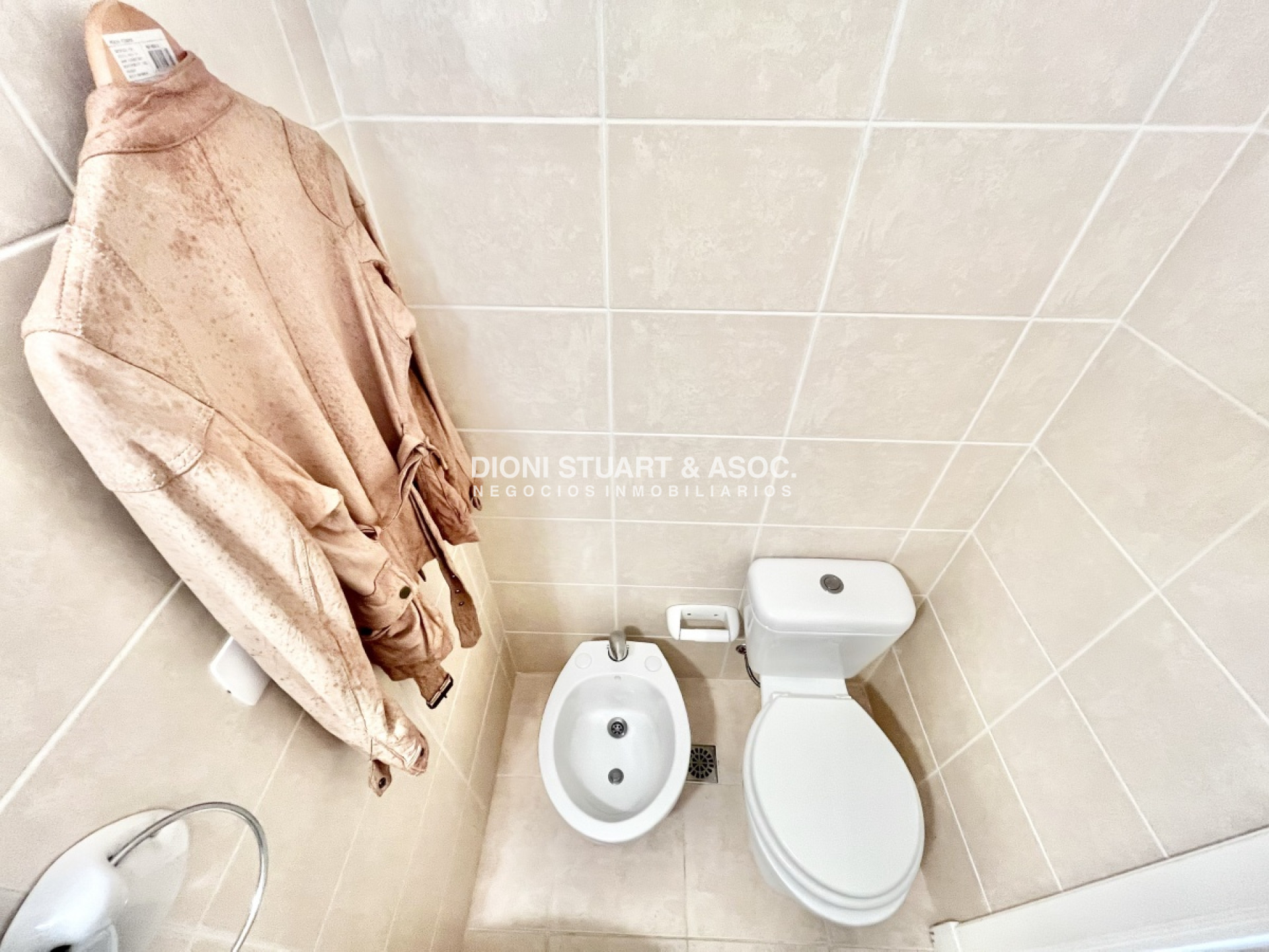 Apartamento ID.116 - Torre Lobos  -  Esquinero - En Venta