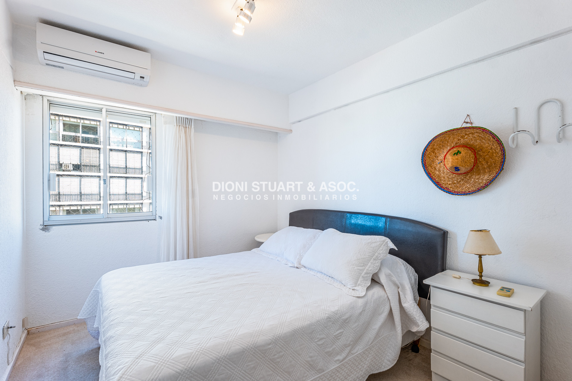 Apartamento ID.752 - Apartamento Reciclado - 3 Dormitorios - Torre Plaza - Peninsula