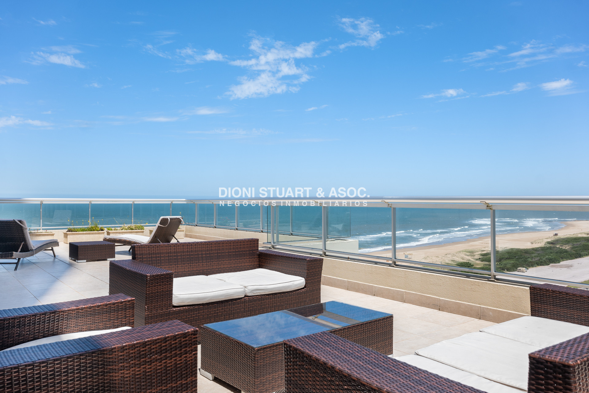 Apartamento ID.839 - Torre Lobos Esquinero - 3 Dorm en suite + Dep.