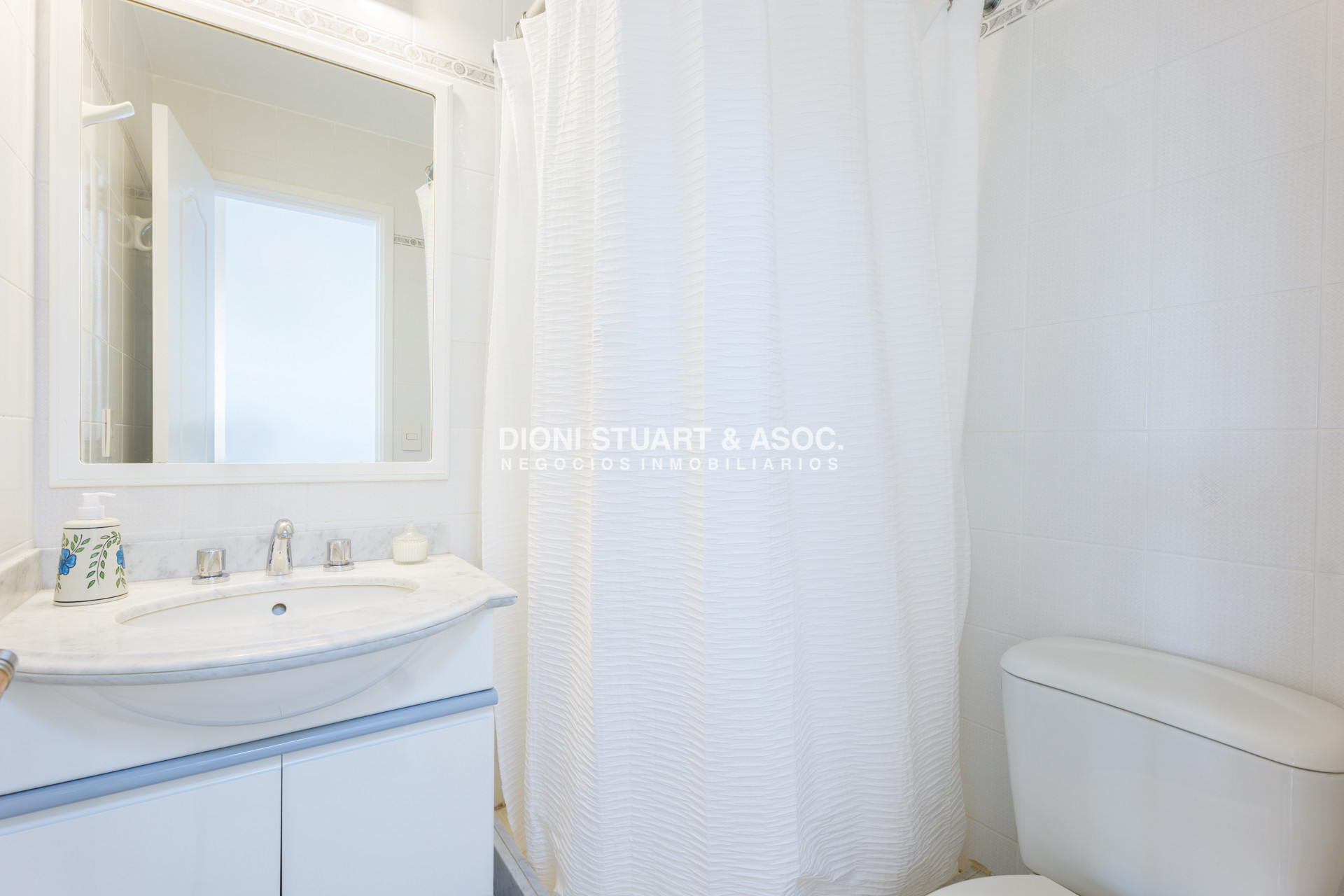 Apartamento ID.656 - Alquiler Anual -  2 Dormitorios - Sol y Amenities - Complejo Lincoln Center