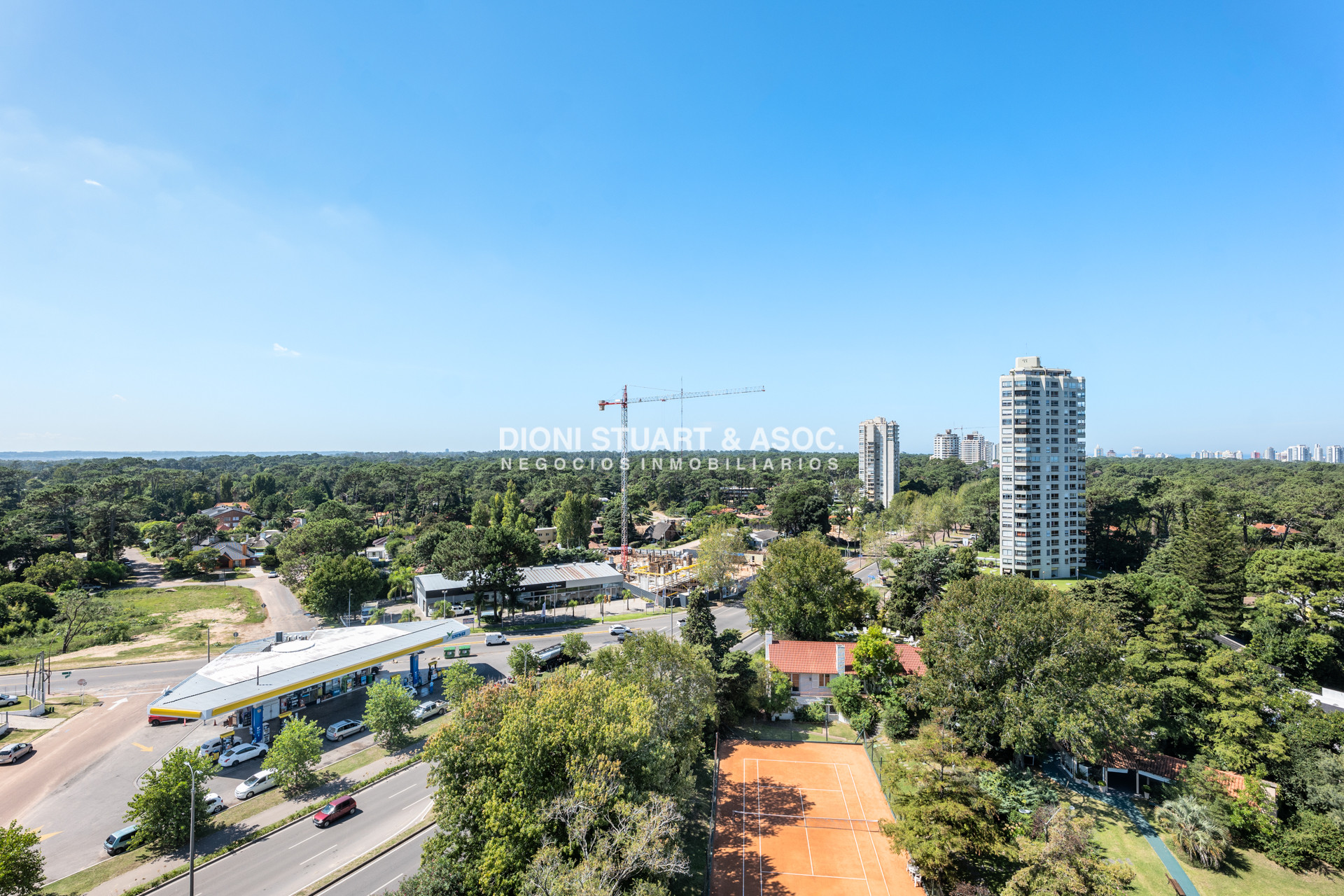 Apartamento ID.926 - DEPARTAMENTO CON VISTA AL MAR - 2 DORMITORIOS - PARQUEMAR ROOSEVELT - RECICLADO