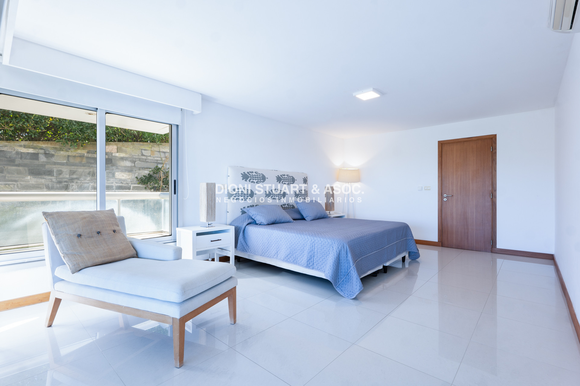Apartamento ID.1072 - VENTA APARTAMENTO 3 DORMITORIOS EN SUITE + DEPENDENCIA - EDIFICIO INDIGO - PLAYA BRAVA - PUNTA DEL ESTE