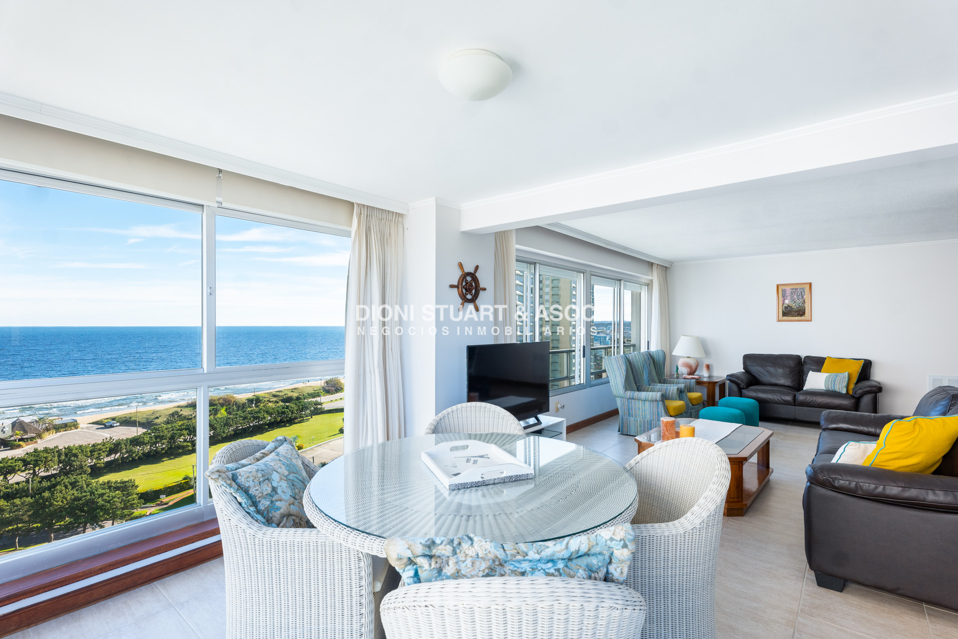 Apartamento ID.973 - ALQUILER INVERNAL APARTAMENTO DE 3 DORMITORIOS FRENTE AL MAR TODOS LOS AMENITIES COMPLEJO LINCOLN CENTER