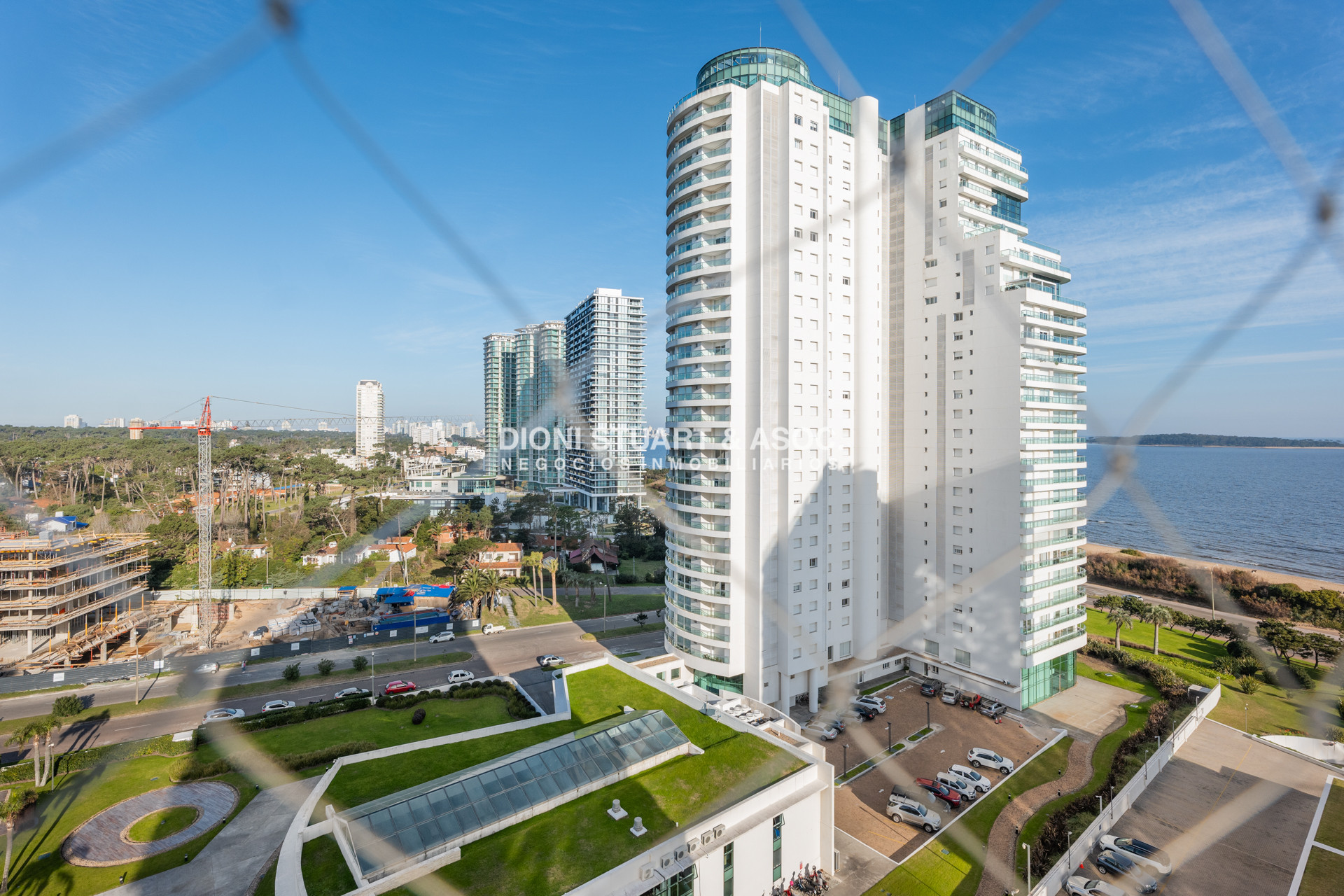Apartamento ID.727 - ALQUILER ANUAL 3 DORMITORIOS Y 3 BAÑOS - COMPLEJO LINCOLN CENTER - TODOS LOS AMENITIES