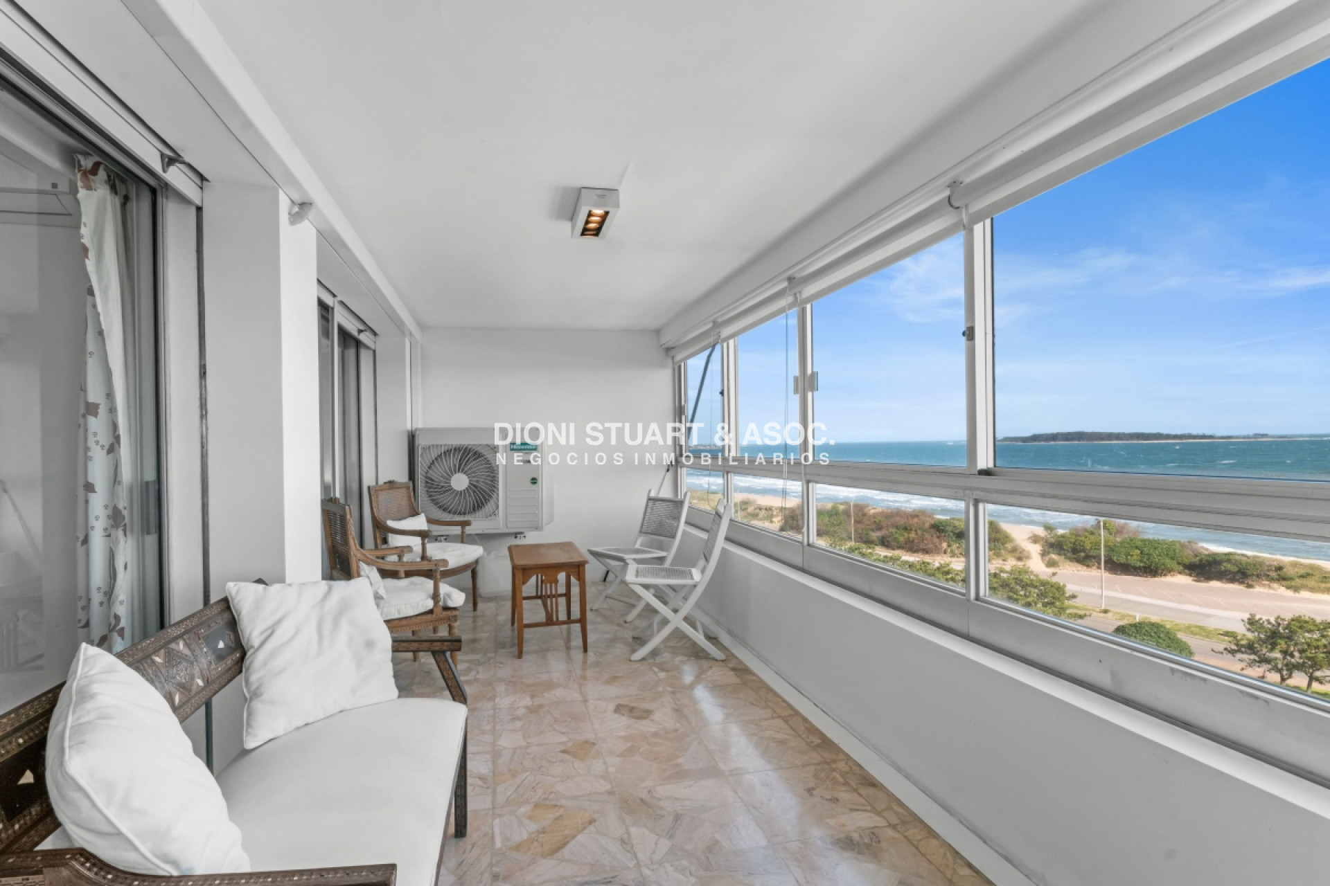 Apartamento ID.29 - 2 DORMITORIOS Y MEDIO APARTAMENTO EN ALQUILER DE VERANO FRENTE AL MAR TODOS LOS AMENITIES COMPLEJO LINCOLN CENTER