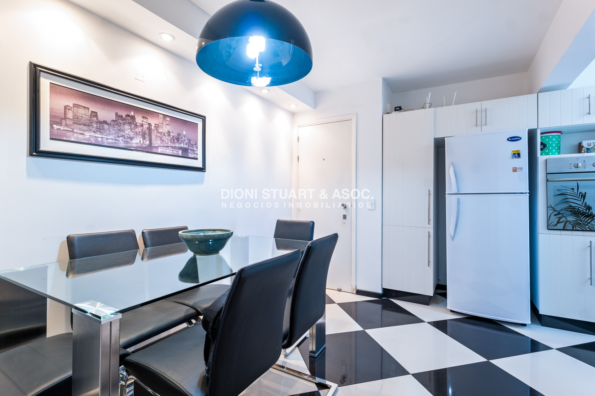 Apartamento ID.850 - Edificio El Torreon - 3 Dorm y Dep. - Apartamento Primera Linea Mansa