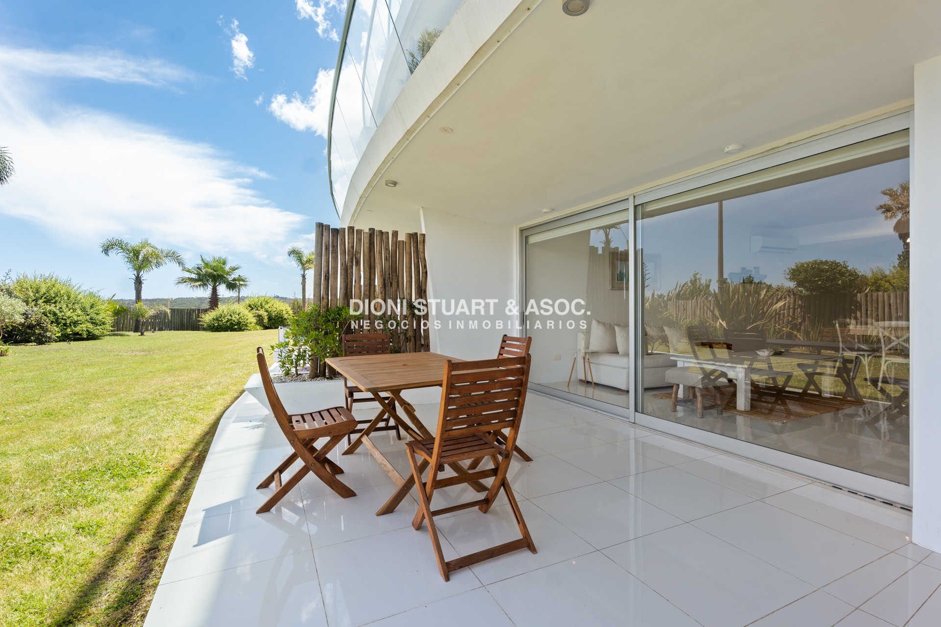 Apartamento ID.852 - Bikini Beach - Apto de 2 Dorm en Suite + Toilette