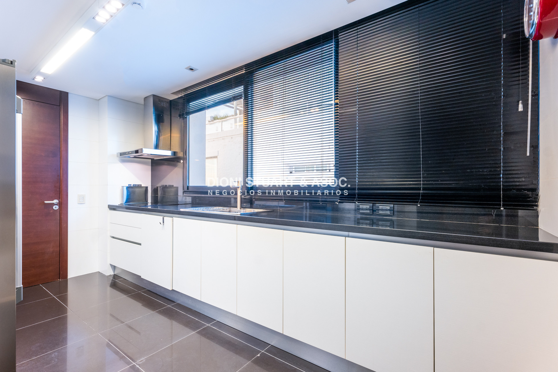 Apartamento ID.905 - LE BLEU - DEPARTAMENTO FRENTE AL PUERTO PENT HOUSE - 3 DORM EN SUITES + DEP.