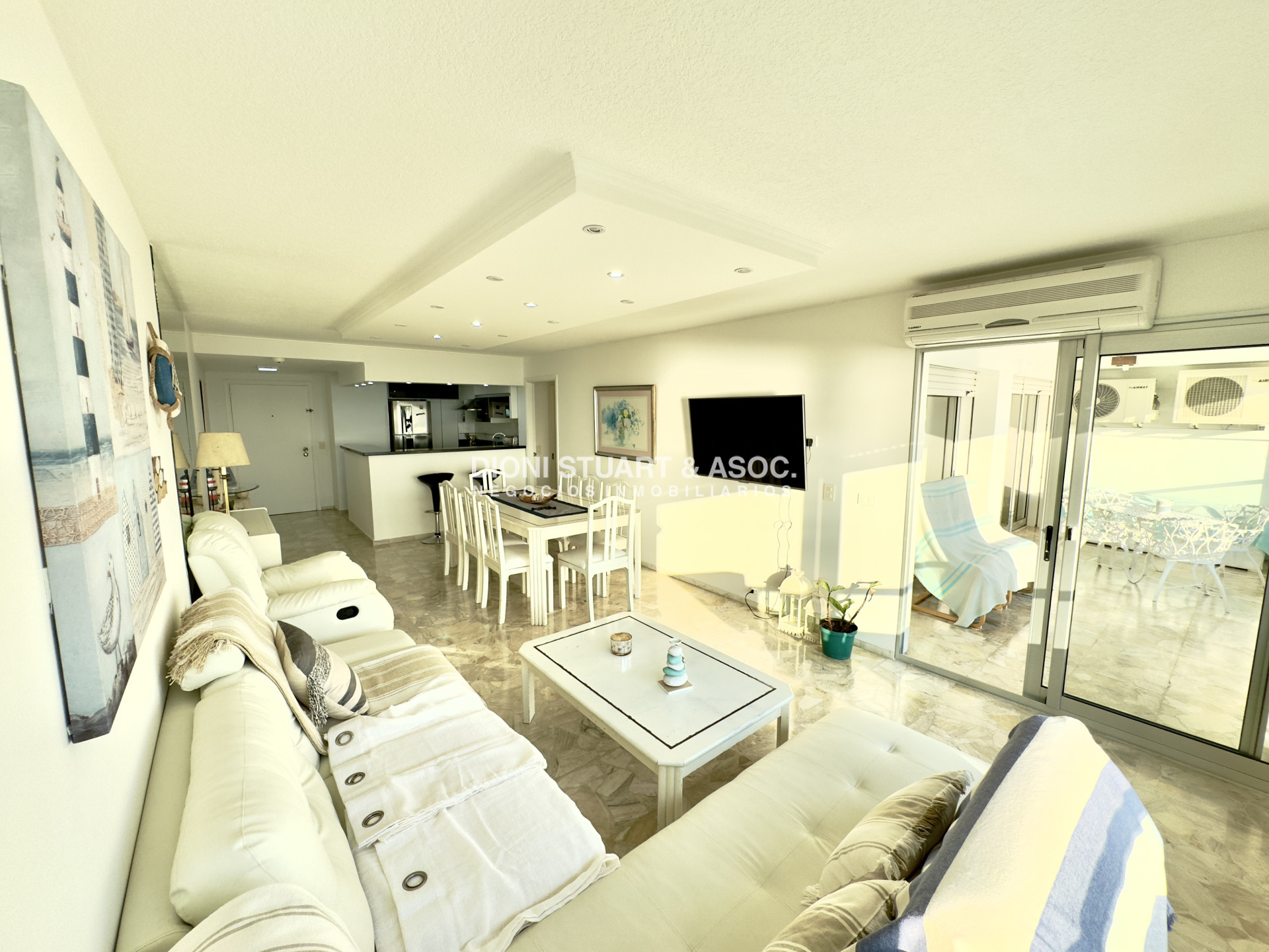 Apartamento ID.1105 - APARTAMENTO EN ALQUILER DE VERANO 2 DORMITORIO Y MEDIO FRENTE AL MAR TODOS LOS AMENITIES TORRE WASHINGTON COMPLEJO LINCOLN CENTER