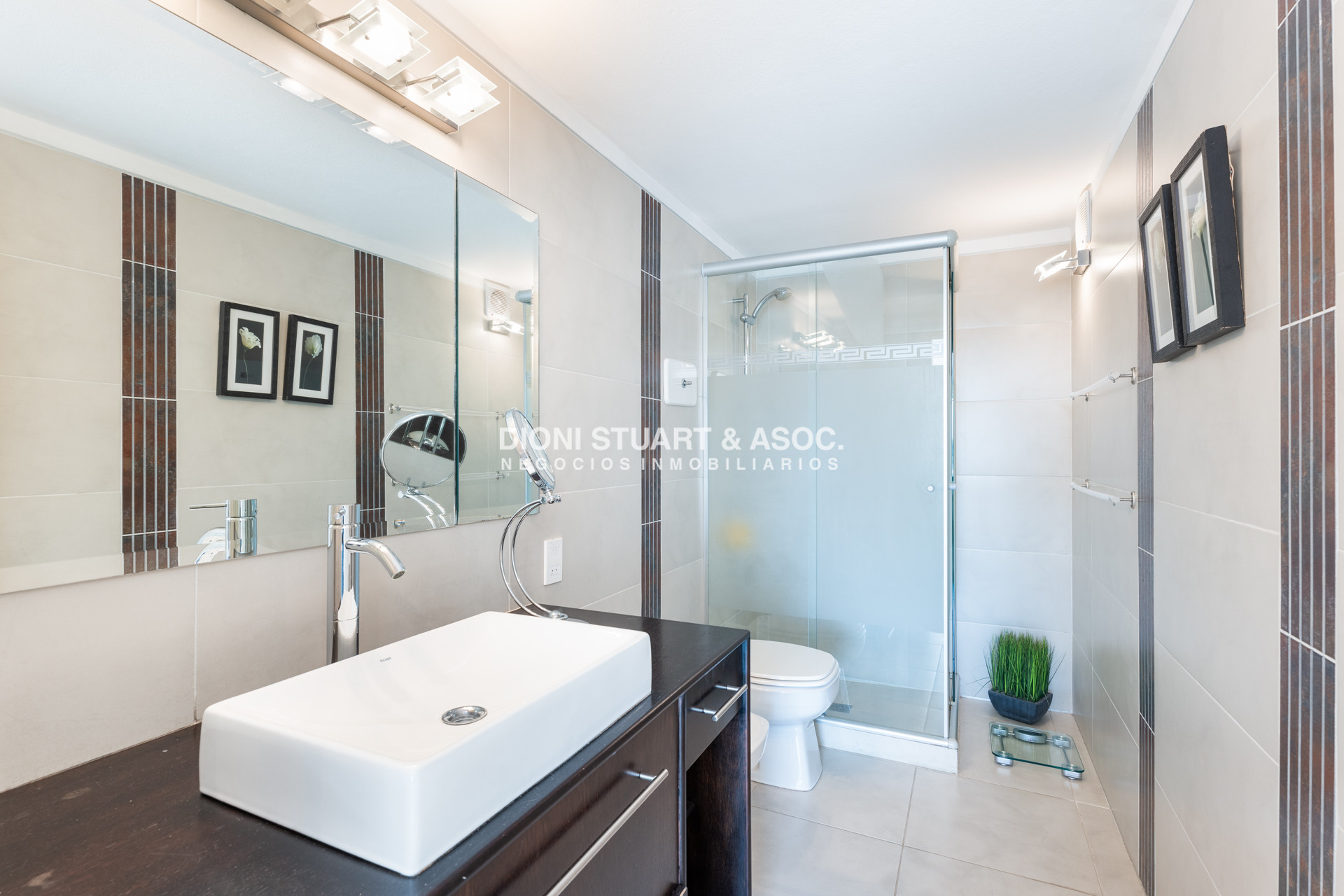 Apartamento ID.724 - APARTAMENTO FRENTE AL MAR DE 3 DORMITORIOS EN ALQUILER DE TEMPORADA - RECICLADO - TORRE WASHINGTON - COMPLEJO LINCOLN CENTER