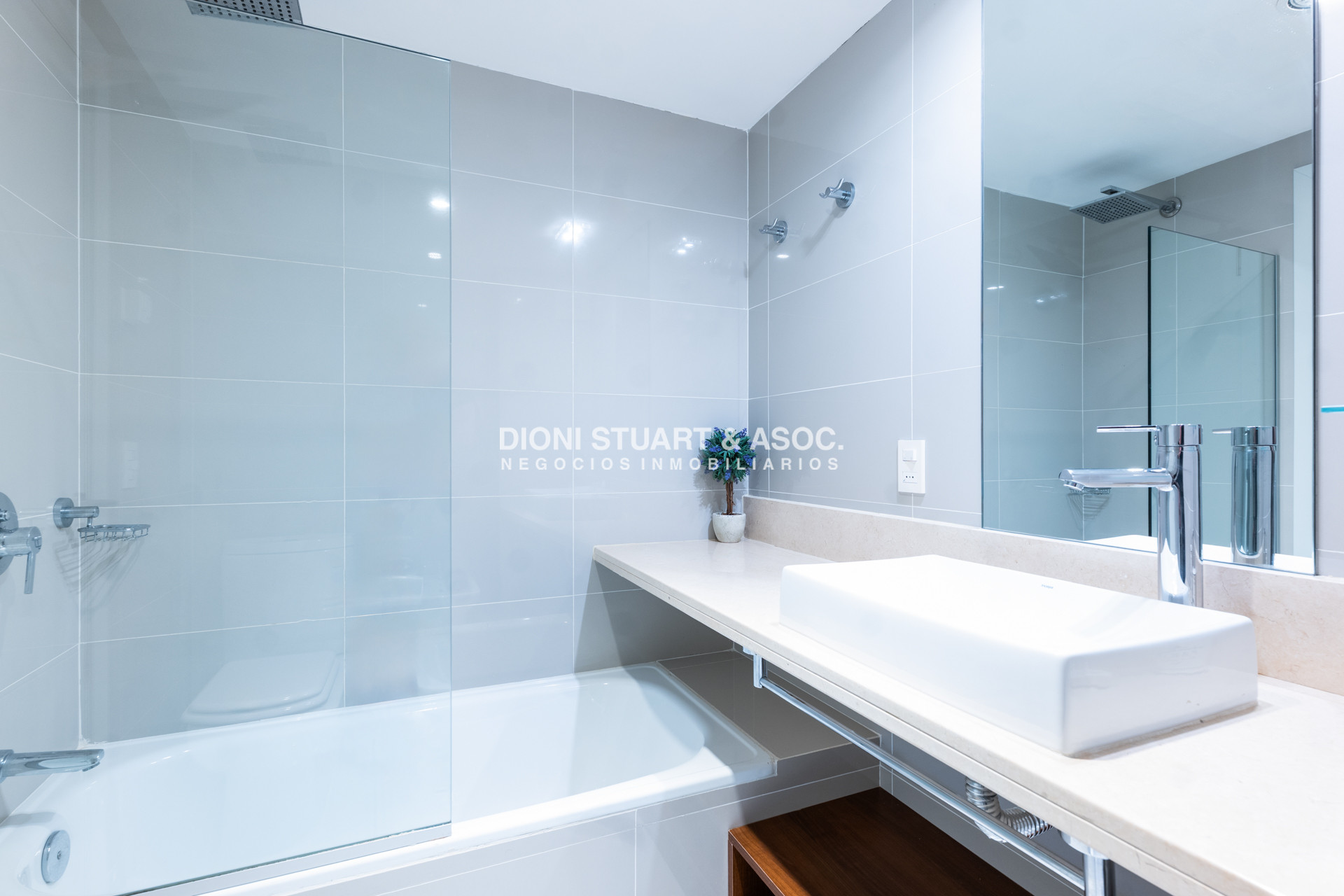 Apartamento ID.980 - APARTAMENTO EN VENTA EN ROOSEVELT DE 2 DORMITORIOS MODERNO EDIFICIO BE PUNTA