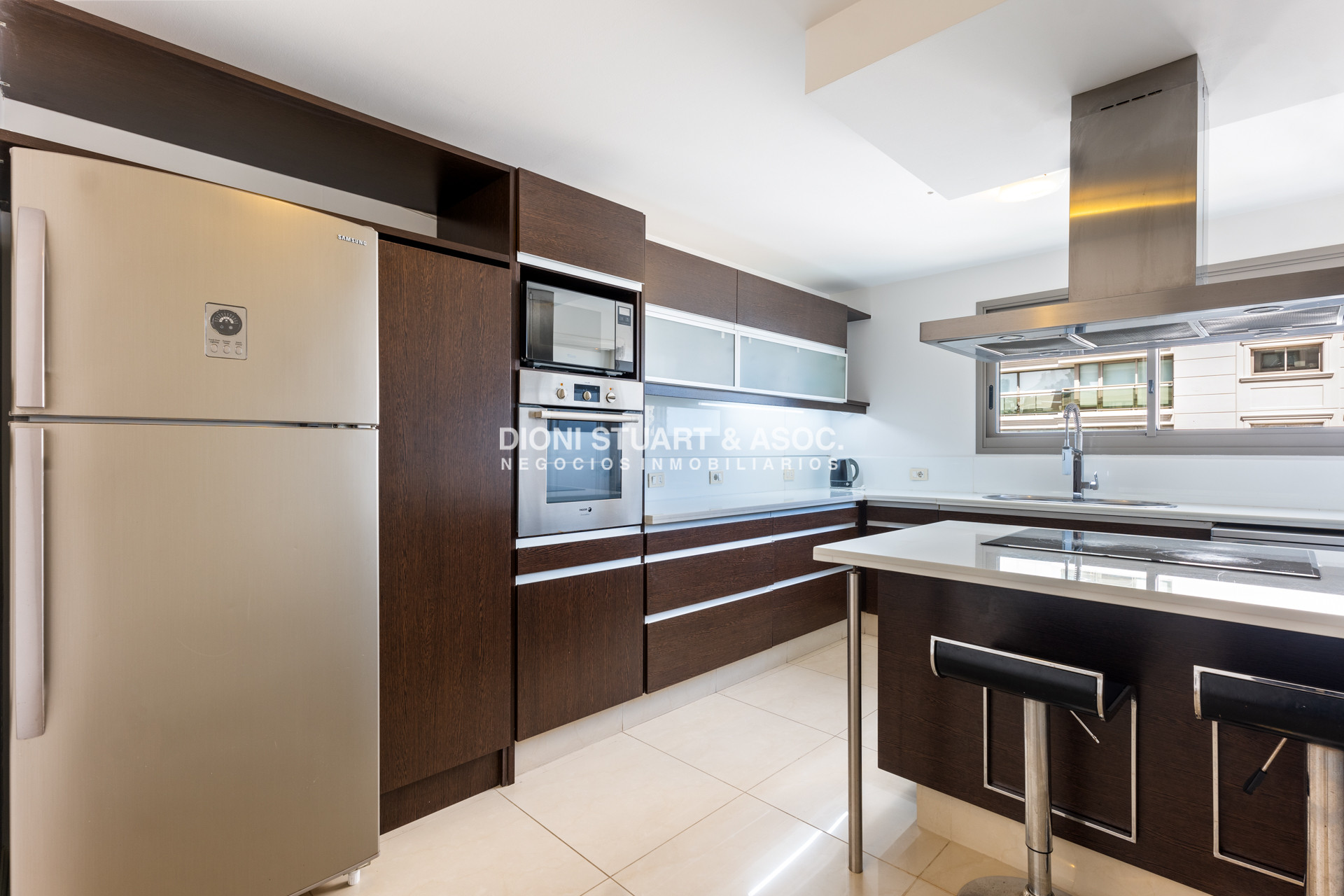 Apartamento ID.770 - IMPERIALE I DEPARTAMENTO EN VENTA - 3 DORMITORIOS EN SUITE + DEP. - ESQUINERO A PUNTA DEL ESTE