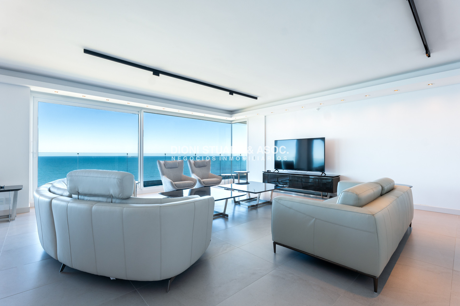 Apartamento ID.829 - DEPARTAMENTO EN VENTA EN LE PARC III UNIFICADO - IMPONENTE