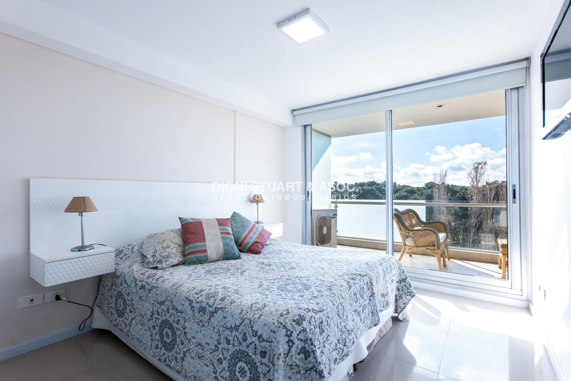Apartamento ID.981 - APARTAMENTO EN VENTA EN ROOSEVELT DE 2 DORMITORIOS MODERNO - EDIFICIO BE PUNTA