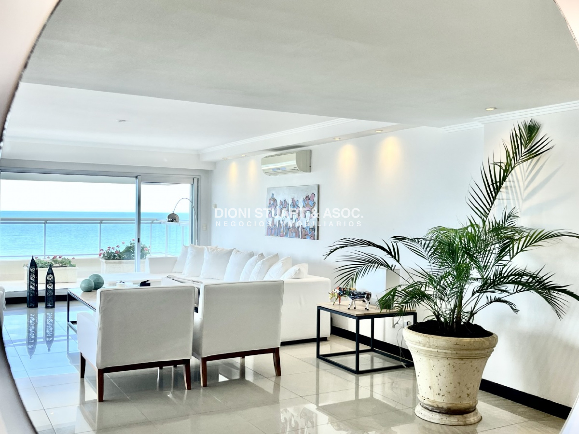 Apartamento ID.116 - Torre Lobos  -  Esquinero - En Venta