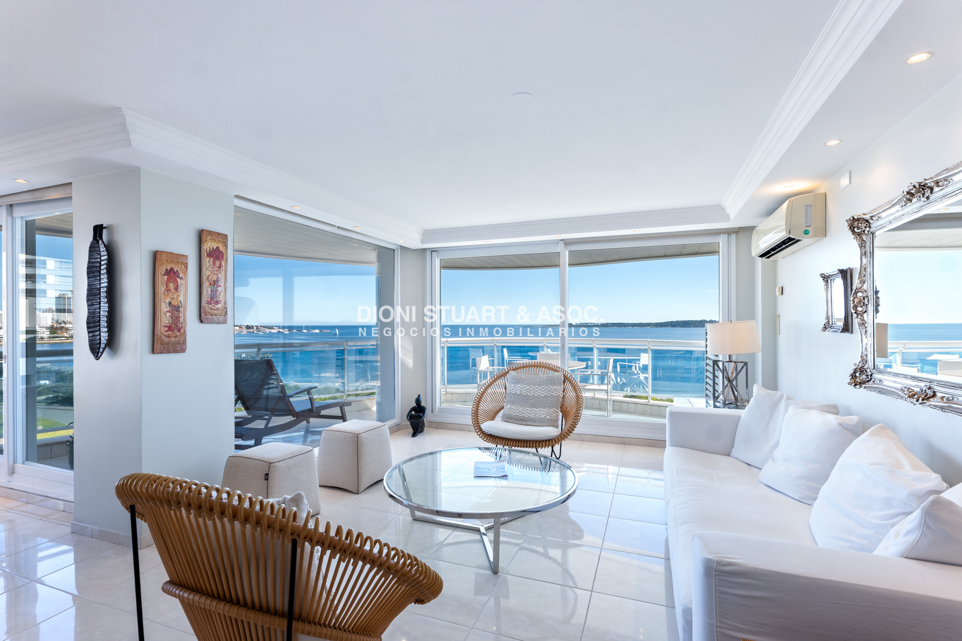 Apartamento ID.949 - DEPARTAMENTO ESQUINERO EN VENTA EN MILLENIUM TOWER PLAYA MANSA - 3 DORMITORIOS EN SUITE + DEPENDENCIA