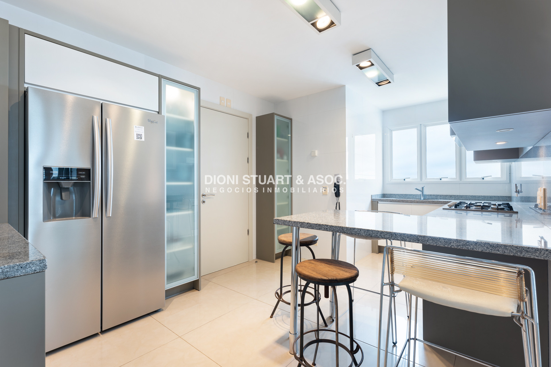 Apartamento ID.223 - TORRE AQUARELA - PENT HOUSE TRIPLEX - ESQUINA PUNTA BALLENA