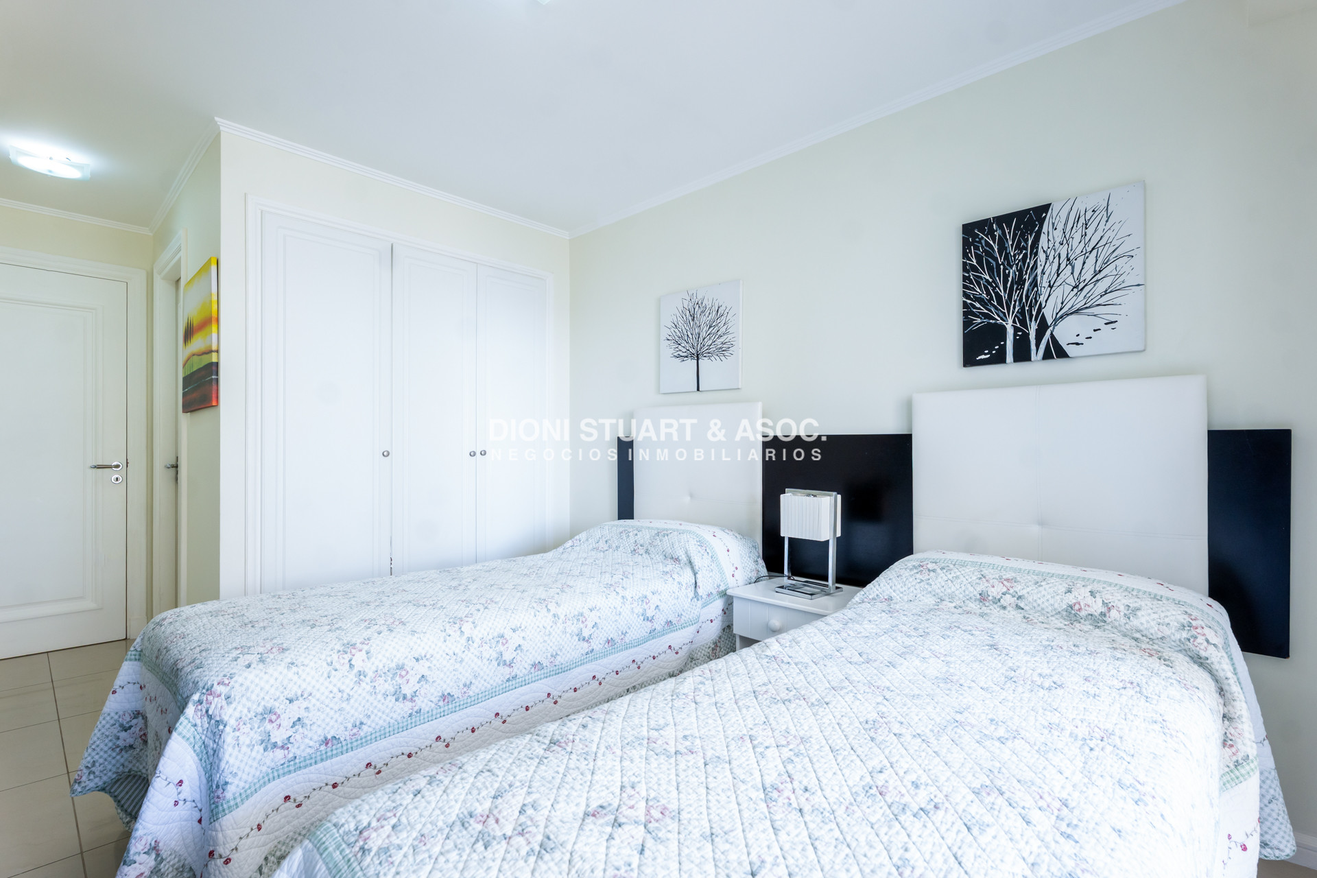 Apartamento ID.983 - IMPERIALE I EN VENTA - APARTAMENTO ESQUINERO - 3 DORM EN SUITE + DEP.