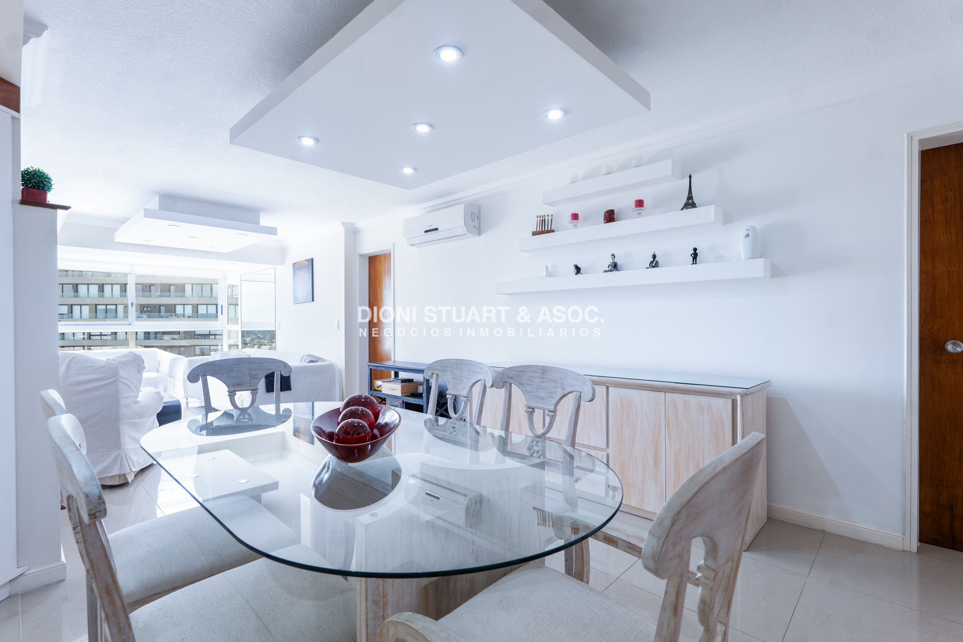 Apartamento ID.1047 - VENTA APARTAMENTO 2 DORMITORIOS ROOSEVELT RECICLADO - LA MEJOR ORIENTACIÓN SOLAR - PARQUEMAR ROOSEVELT