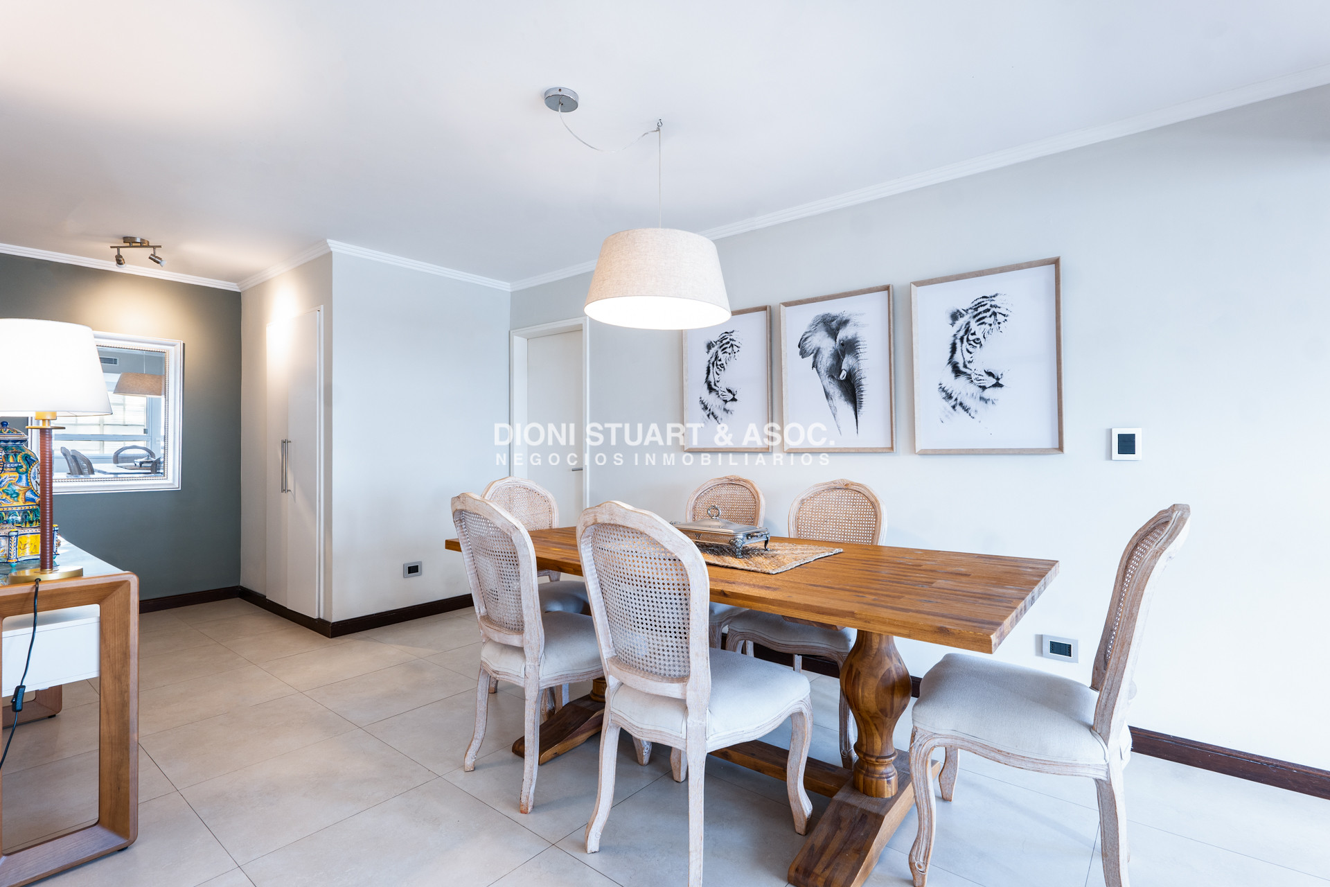 Apartamento ID.962 - APARTAMENTO EN VENTA 2 DORMITORIOS RECICLADO EN EDIFICIO VAN GOOGH - PENINSULA PUNTA DEL ESTE