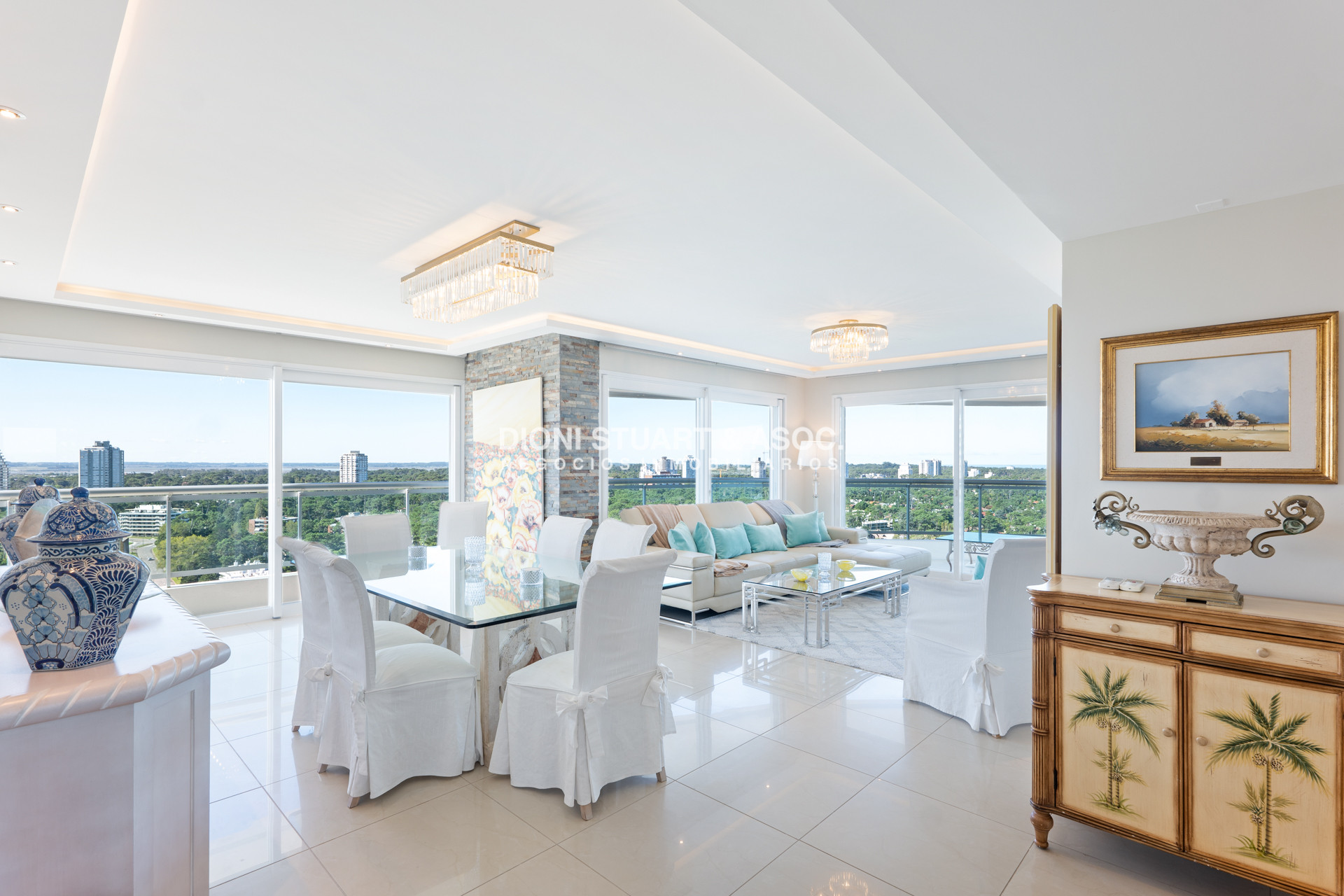 Apartamento ID.651 - Edificio Aquarela  - 2 Dormitorios en Suite + Dependencia
