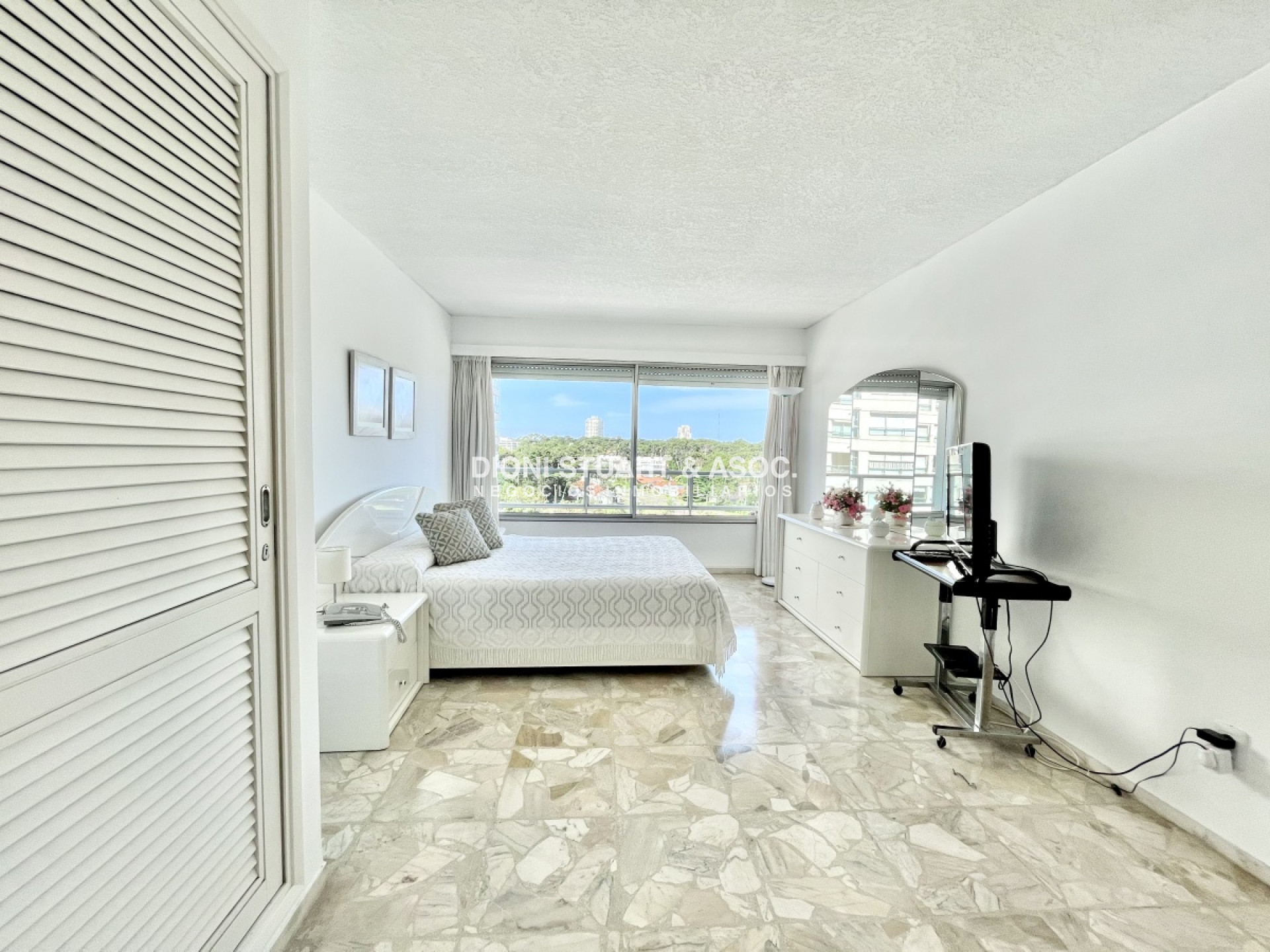 Apartamento ID.150 - APARTAMENTO DE 2 DORMITORIOS EN ALQUILER DE TEMPORADA COMPLEJO LINCOLN CENTER TORRE WASHINGTON