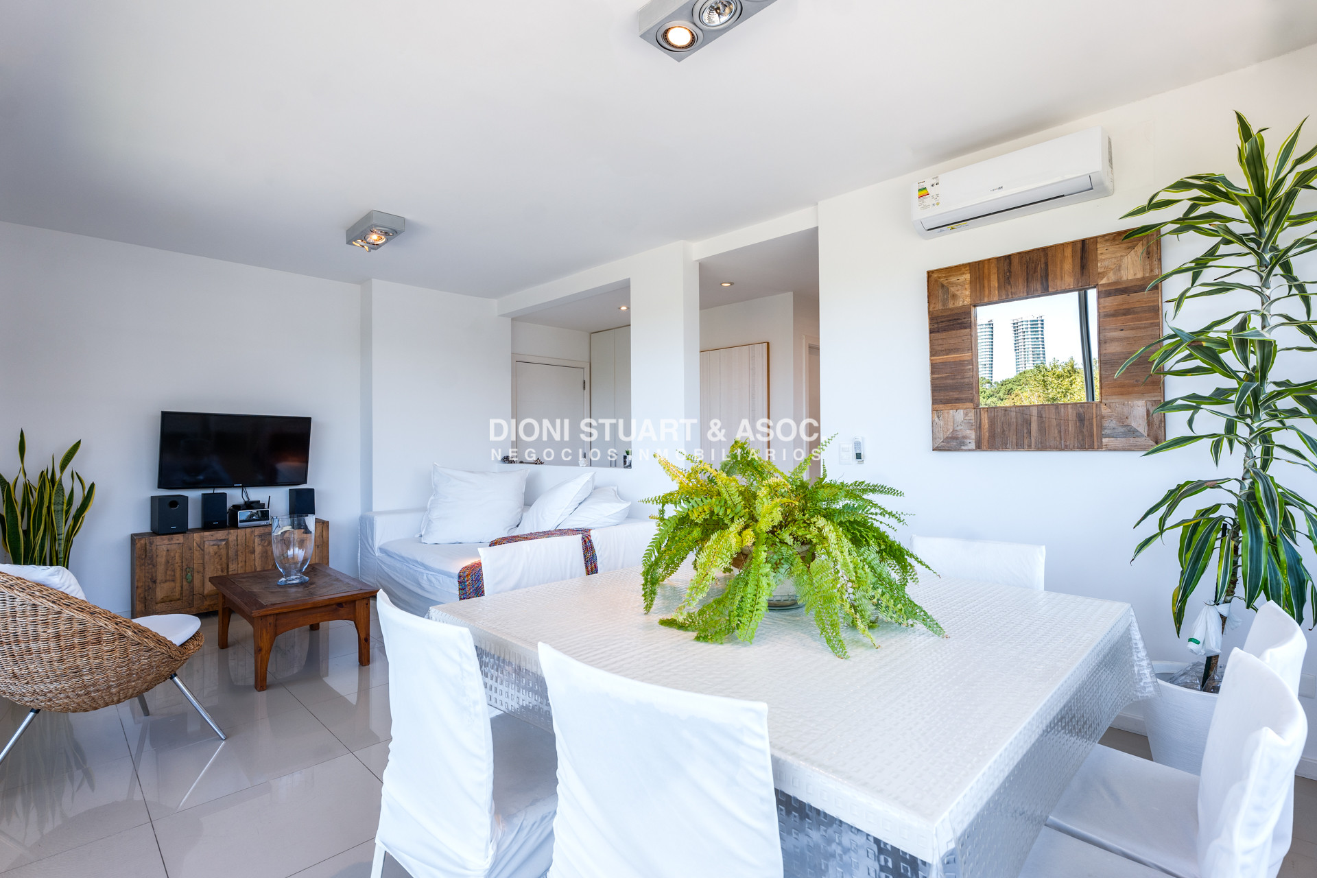 Apartamento ID.925 - DEPARTAMENTO PENT HOUSE EN VENTA - 3 DORM Y DEP. - PARRILLERO - PLAYA MANSA