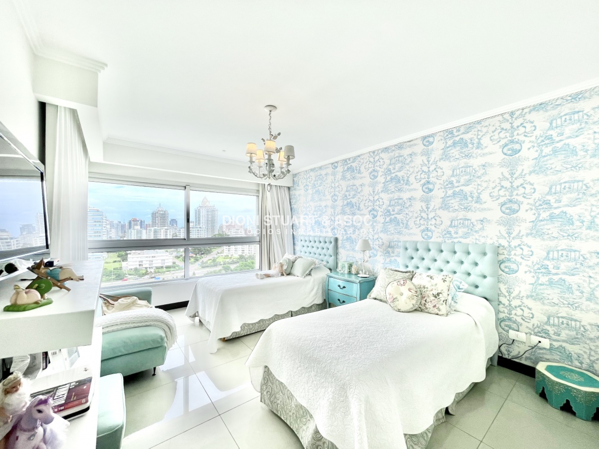 Apartamento ID.116 - Torre Lobos  -  Esquinero - En Venta