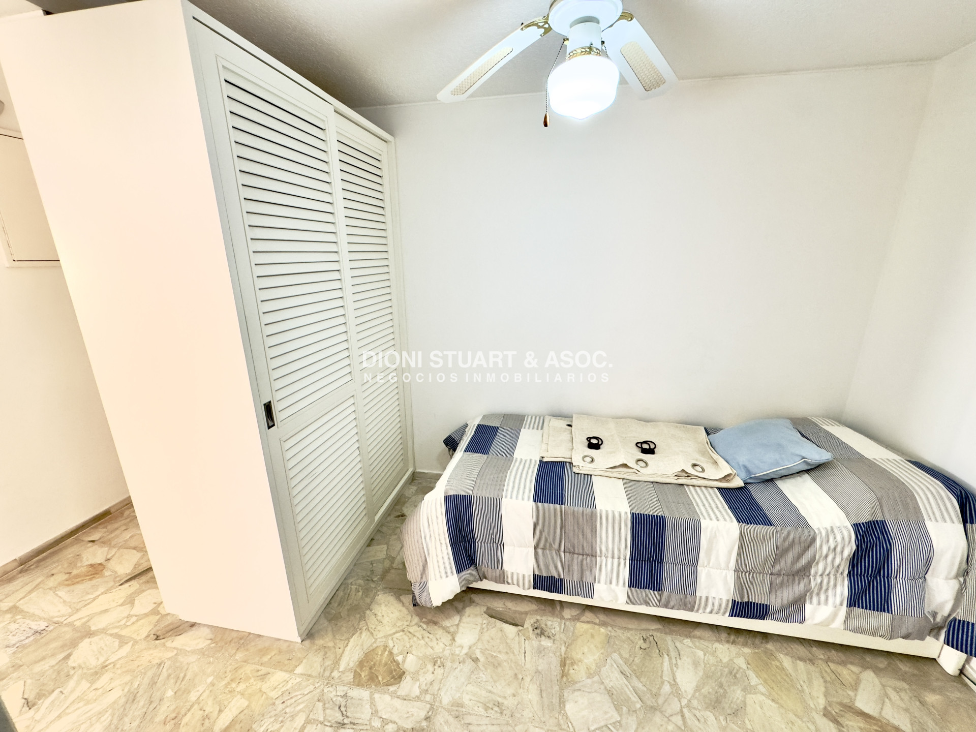 Apartamento ID.1105 - APARTAMENTO EN ALQUILER DE VERANO 2 DORMITORIO Y MEDIO FRENTE AL MAR TODOS LOS AMENITIES TORRE WASHINGTON COMPLEJO LINCOLN CENTER