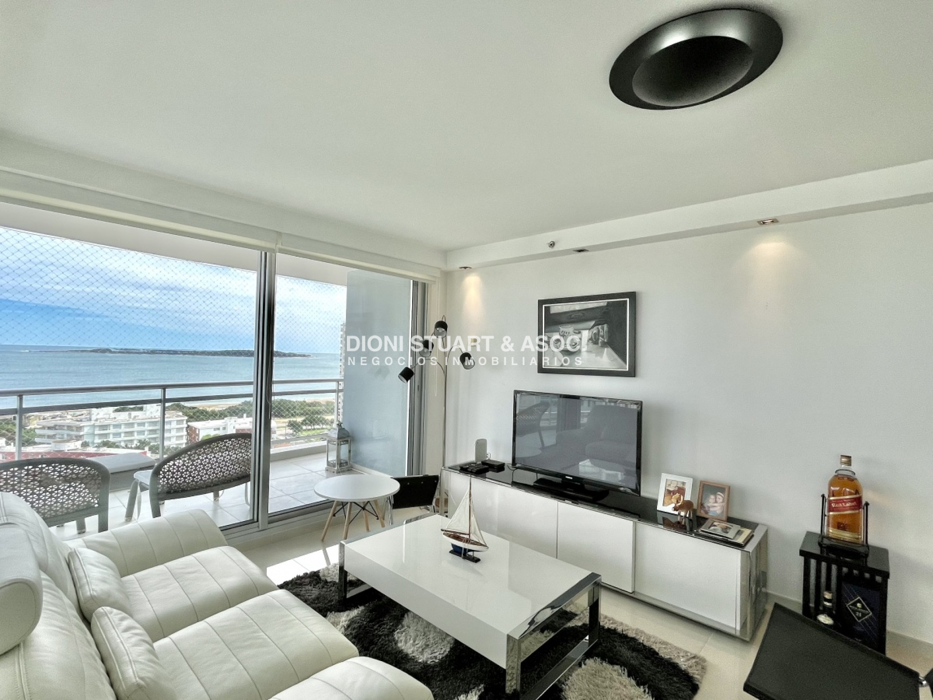 Apartamento ID.417 - DEPARTAMENTO EN PLAYA MANSA EN VENTA - SUNRISE - 3 DORM EN SUITE + DEP.