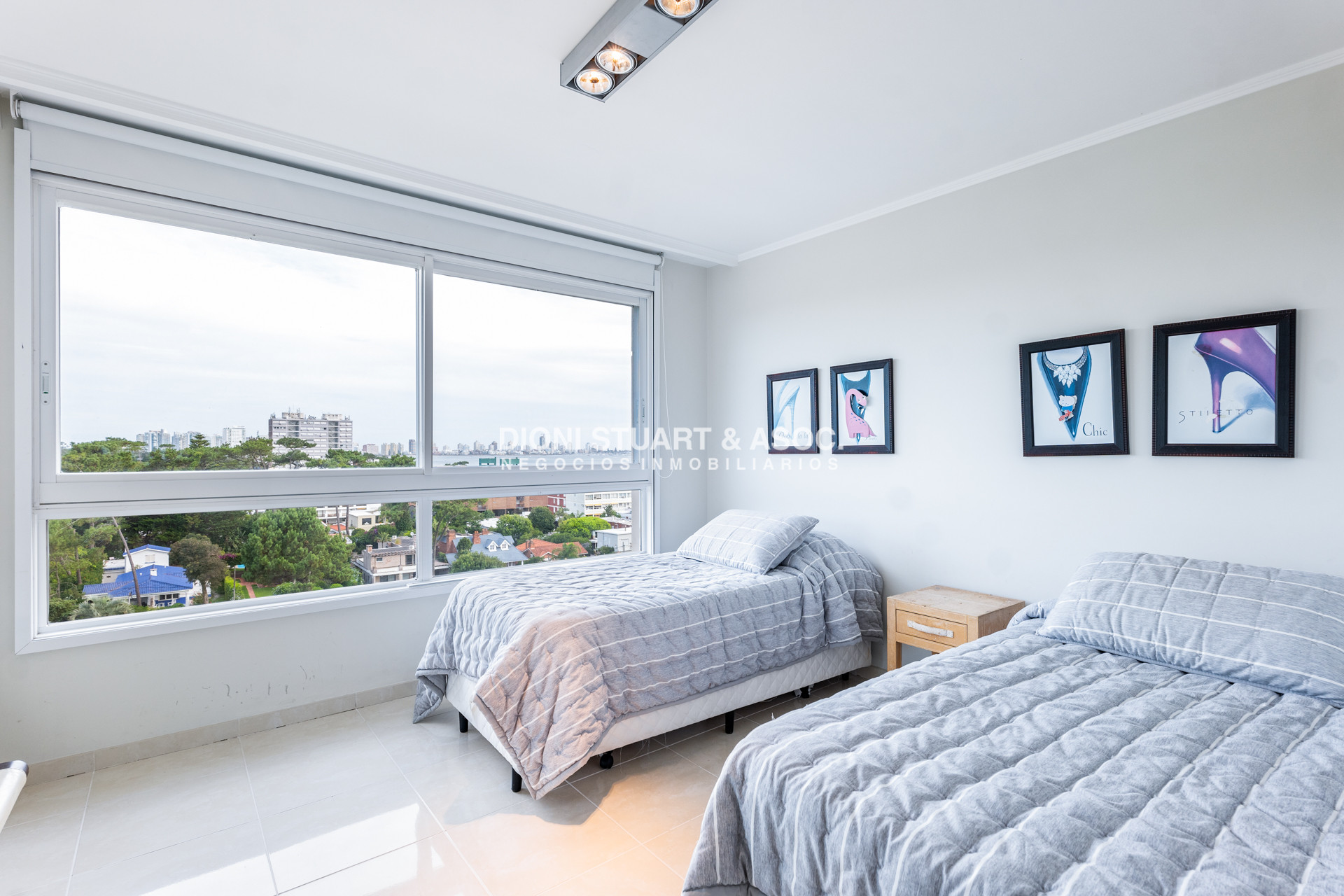 Apartamento ID.902 - DEPARTAMENTO EN VENTA EN LE JARDIN - ESQUINERO - 3 DORMITORIOS EN SUITE