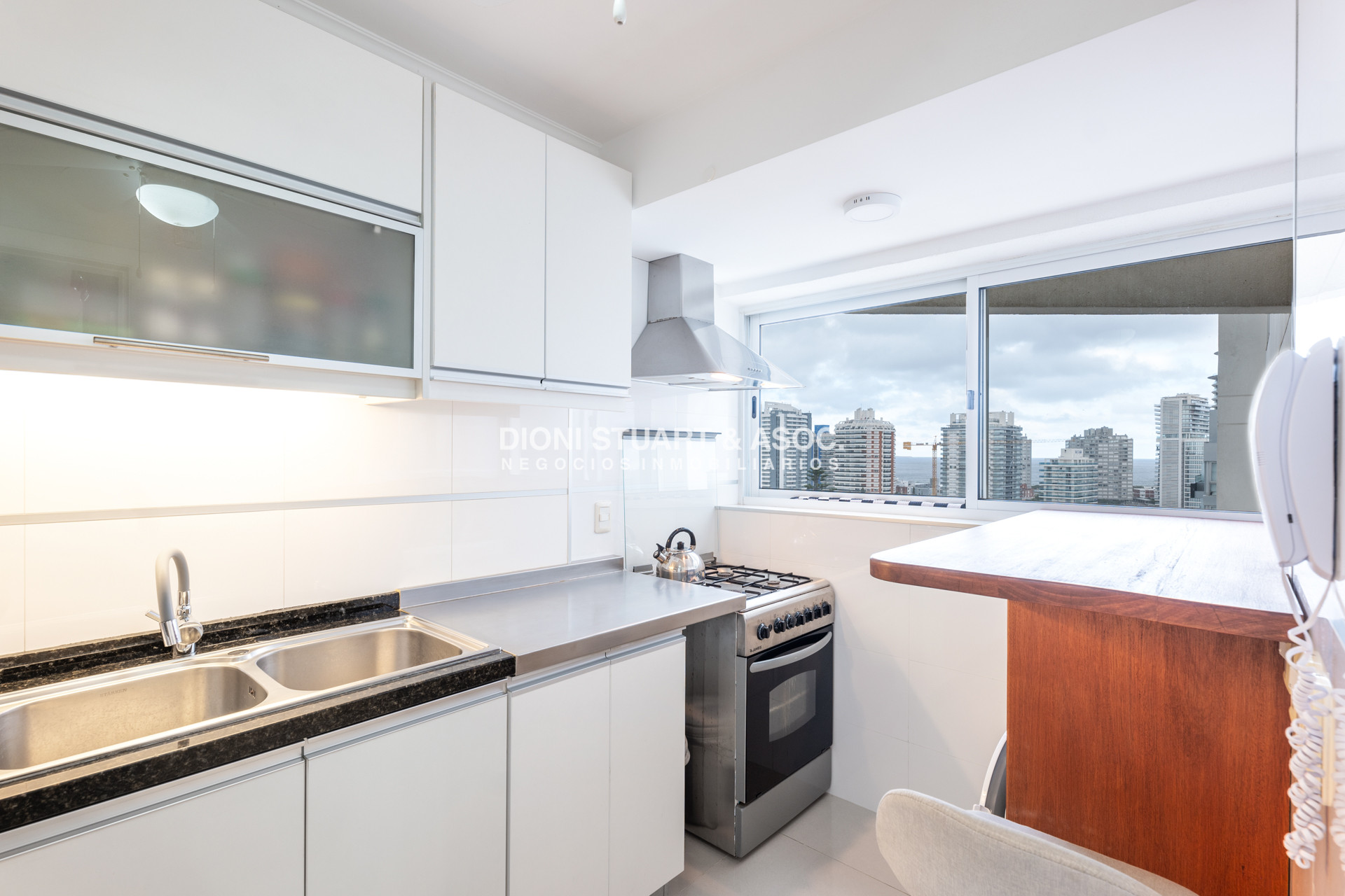Apartamento ID.662 - CASINO TOWER - EN VENTA - 2 DORM - TIPOLOGÍA 05