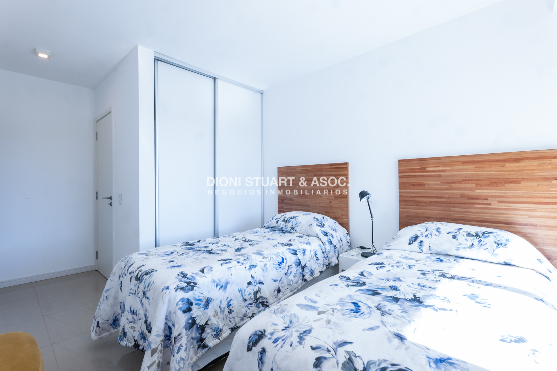 Apartamento ID.991 - PENT HOUSE CON BARBACOA EN VENTA - PLAYA BRAVA - 3 DORMITORIOS EN SUITE EDIFICIO BLUE MARINE