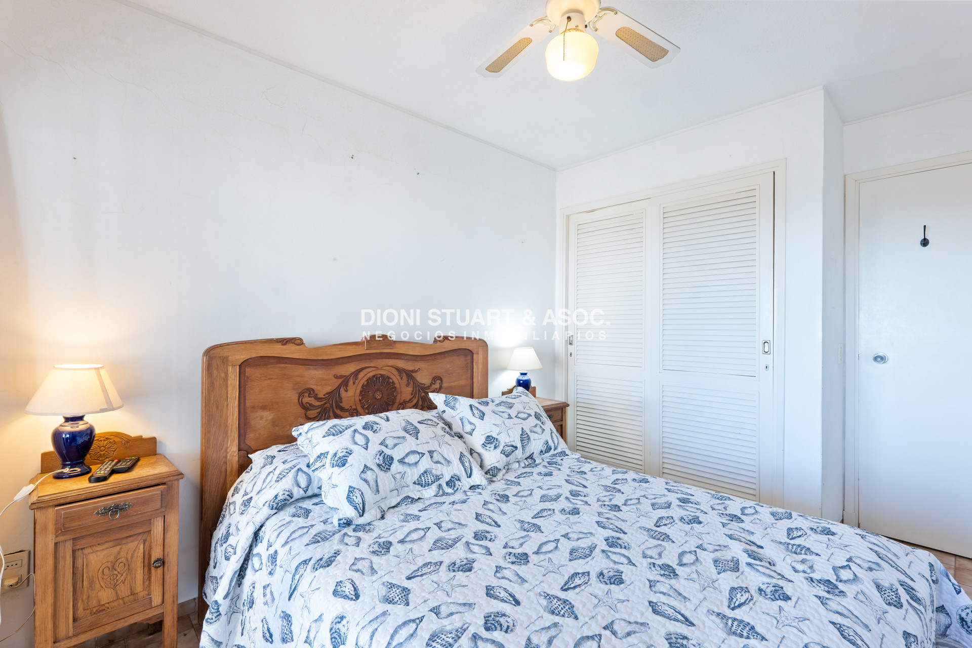 Apartamento ID.26 - Alquiler Frente al Mar (Febrero - Carnaval y Turismo Libre) - 1 Dormitorio y Medio - 4 Personas - Piscina y Serv. de Playa - Complejo Lincoln Center