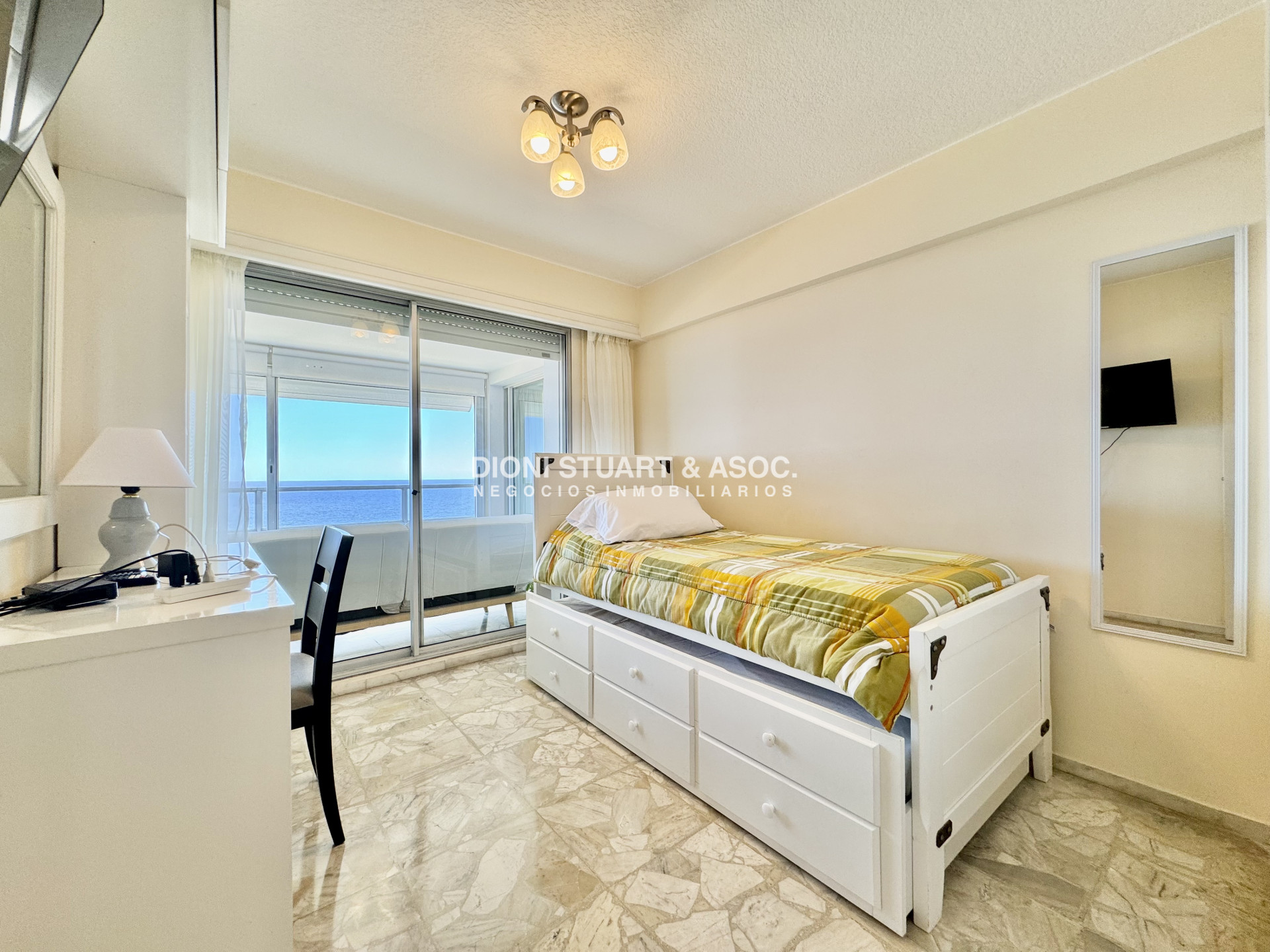 Apartamento ID.43 - APARTAMENTO DE 2 DORMITORIOS EN ALQUILER DE TEMPORADA FRENTE AL MAR  TORRE WASHINGTON COMPLEJO LINCOLN CENTER