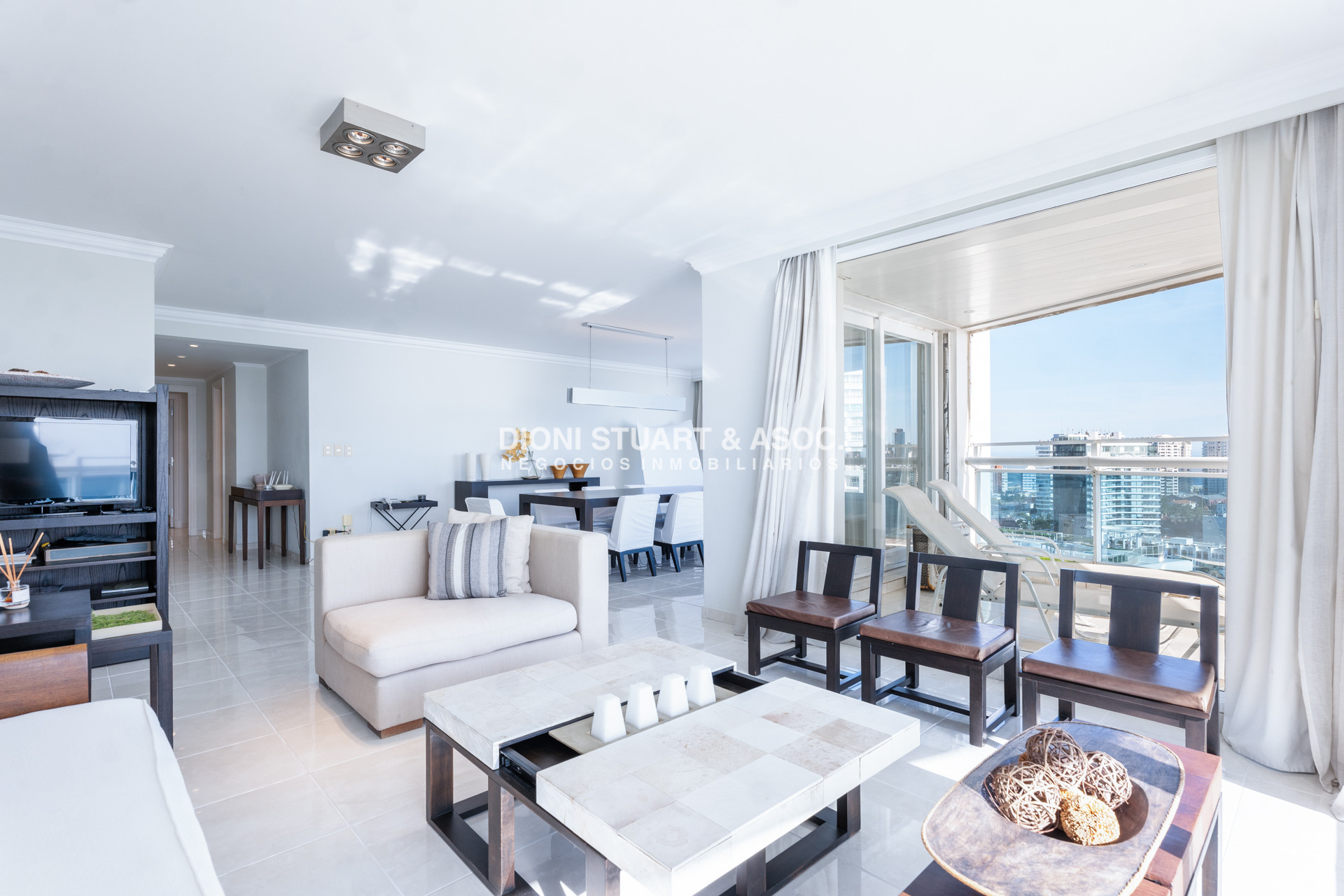 Apartamento ID.56 - VENTA APARTAMENTO MILLENIUM TOWER - 3 DORMITORIOS EN SUITE + DEPENDENCIA - ESQUINERO