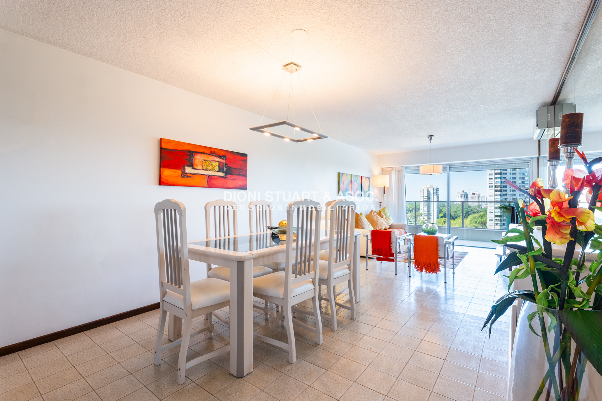 Apartamento ID.926 - DEPARTAMENTO CON VISTA AL MAR - 2 DORMITORIOS - PARQUEMAR ROOSEVELT - RECICLADO