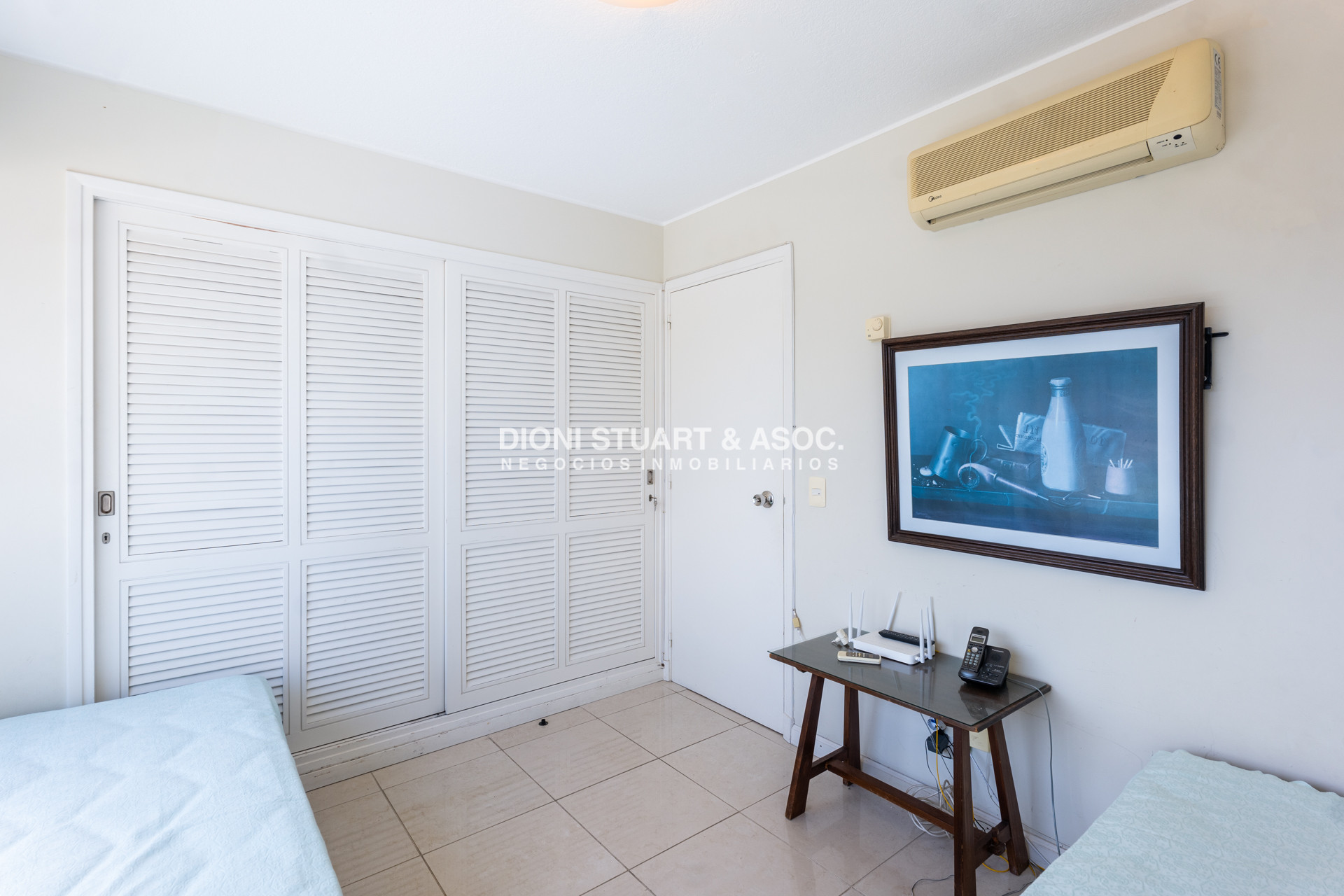 Apartamento ID.768 - DEPARTAMENTO EN VENTA FRENTE AL MAR EN TORRE JEFFERSON - 3 DORMITORIOS + DEPENDENCIA -  RECICLADO - COMPLEJO LINCOLN CENTER