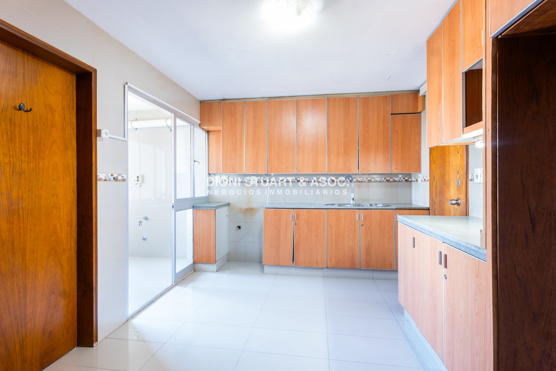 Apartamento ID.778 - Apartamento en Venta en Oportunidad - Roosevelt Center - 3 Dormitorios - Reciclado