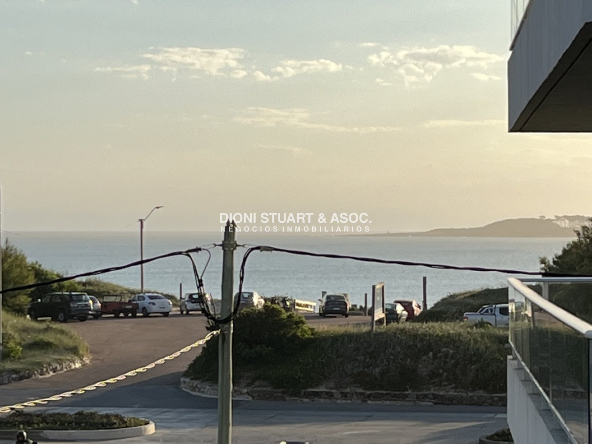 Apartamento ID.17 - APARTAMENTO FRENTE AL MAR CON PARRILLERO DE 1 DORMITORIO EN VENTA PLAYA MANSA