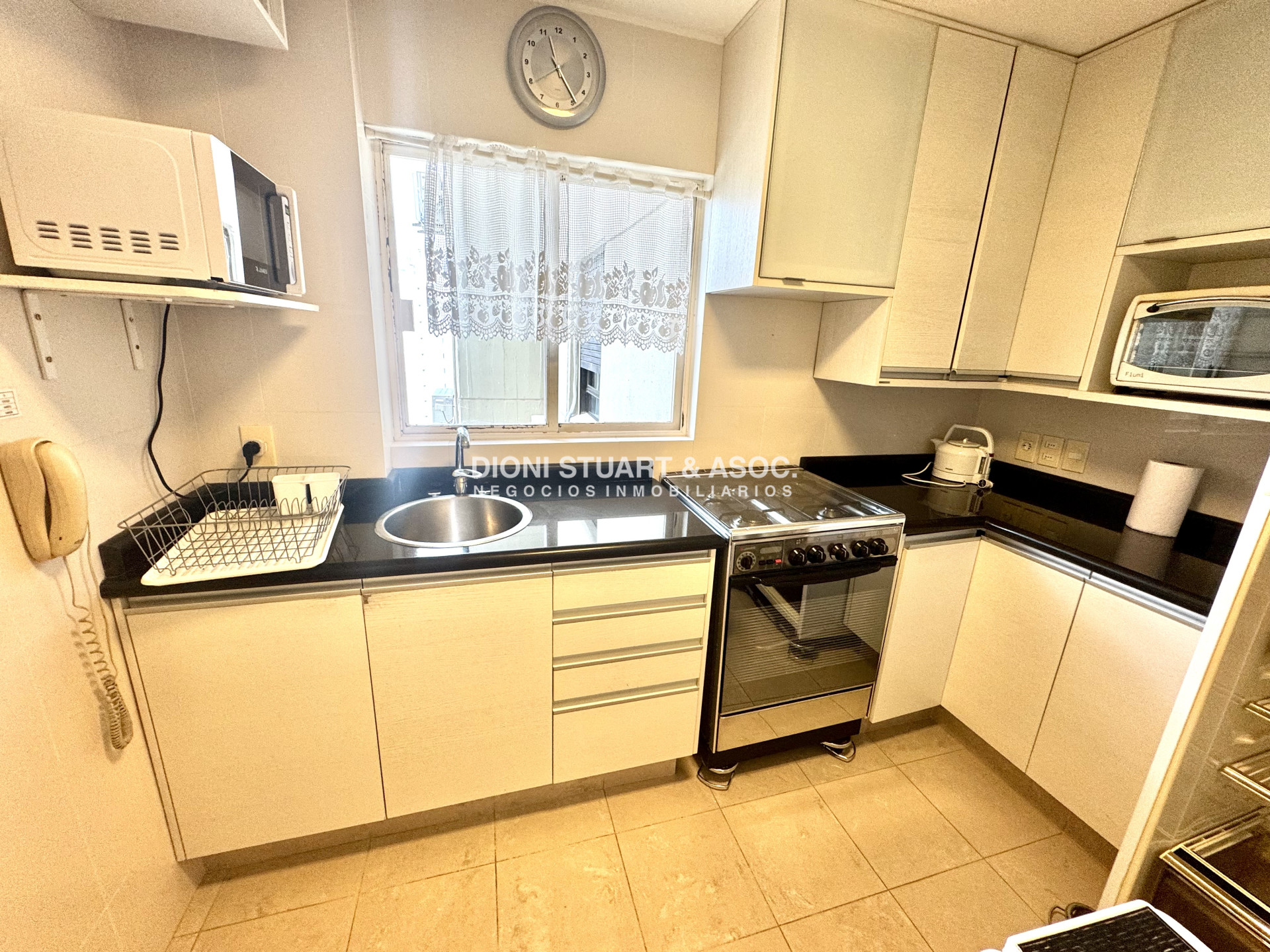 Apartamento ID.1098 - ALQUILER DE TEMPORADA 3 DORMITORIOS PLAYA BRAVA PARQUEMAR CENTER