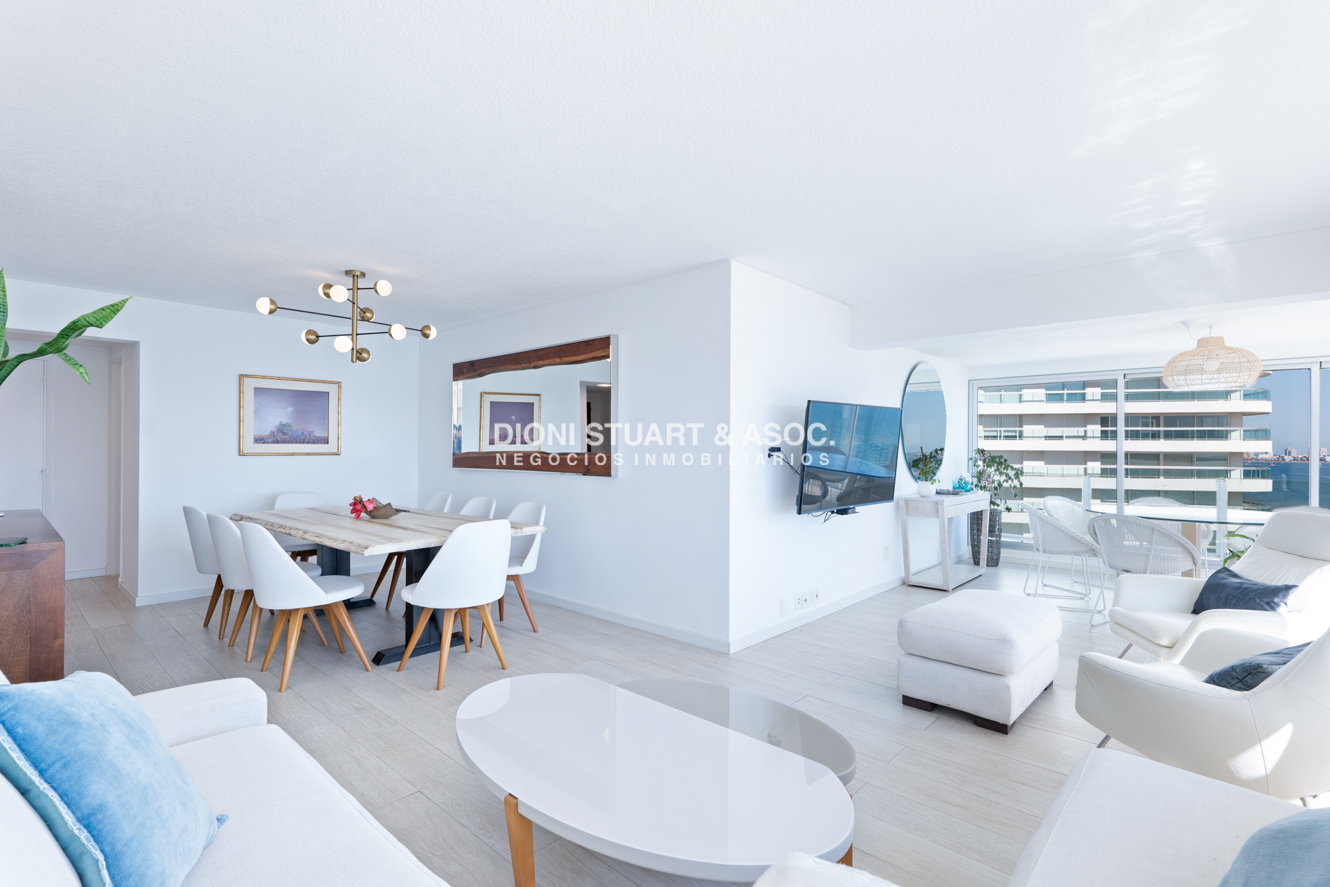 Apartamento ID.291 - APARTAMENTO DE 3 DORMITORIOS EN ALQUILER FRENTE AL MAR TORRE WASHINGTON COMPLEJO LINCOLN CENTER -  RECICLADO