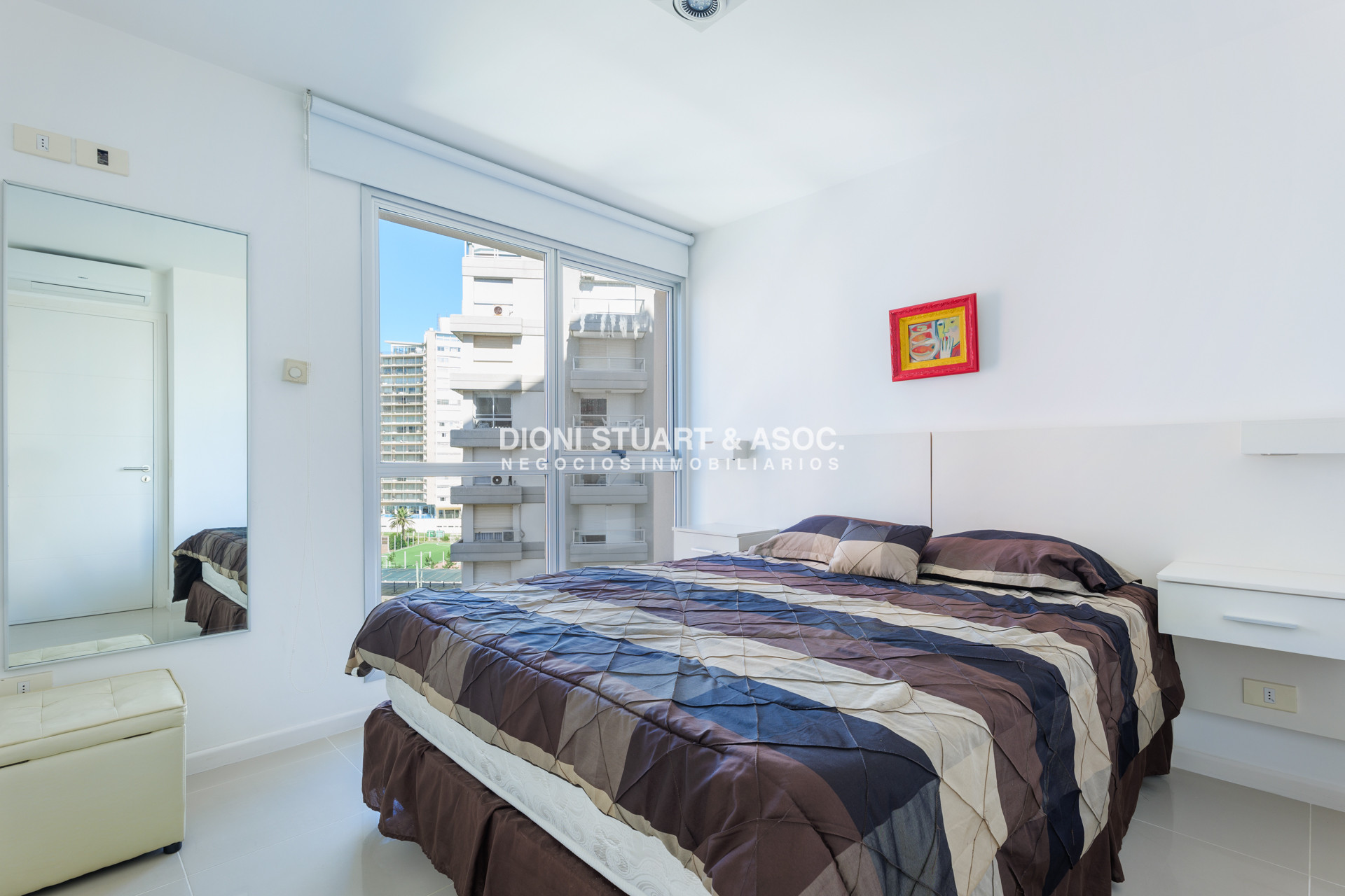 Apartamento ID.516 - APARTAMENTO EN VENTA EN PUNTA DEL ESTE - 2 DORMITORIOS - MODERNO - CERCA DEL MAR - EDIFICIO ARENAS DEL MAR