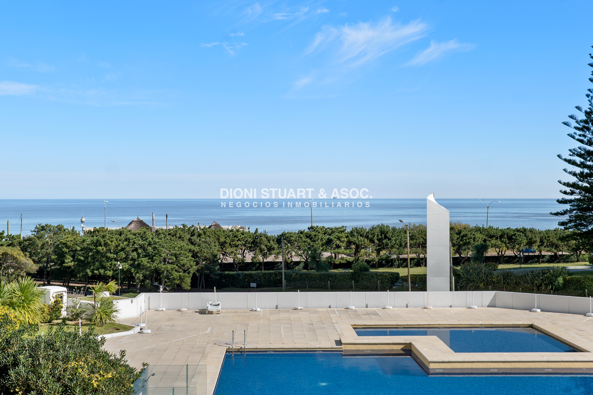 Apartamento ID.675 - APARTAMENTO EN PLAYA MANSA - TORRE JEFFERSON  - 4 DORMITORIOS - COMPLEJO LINCOLN CENTER
