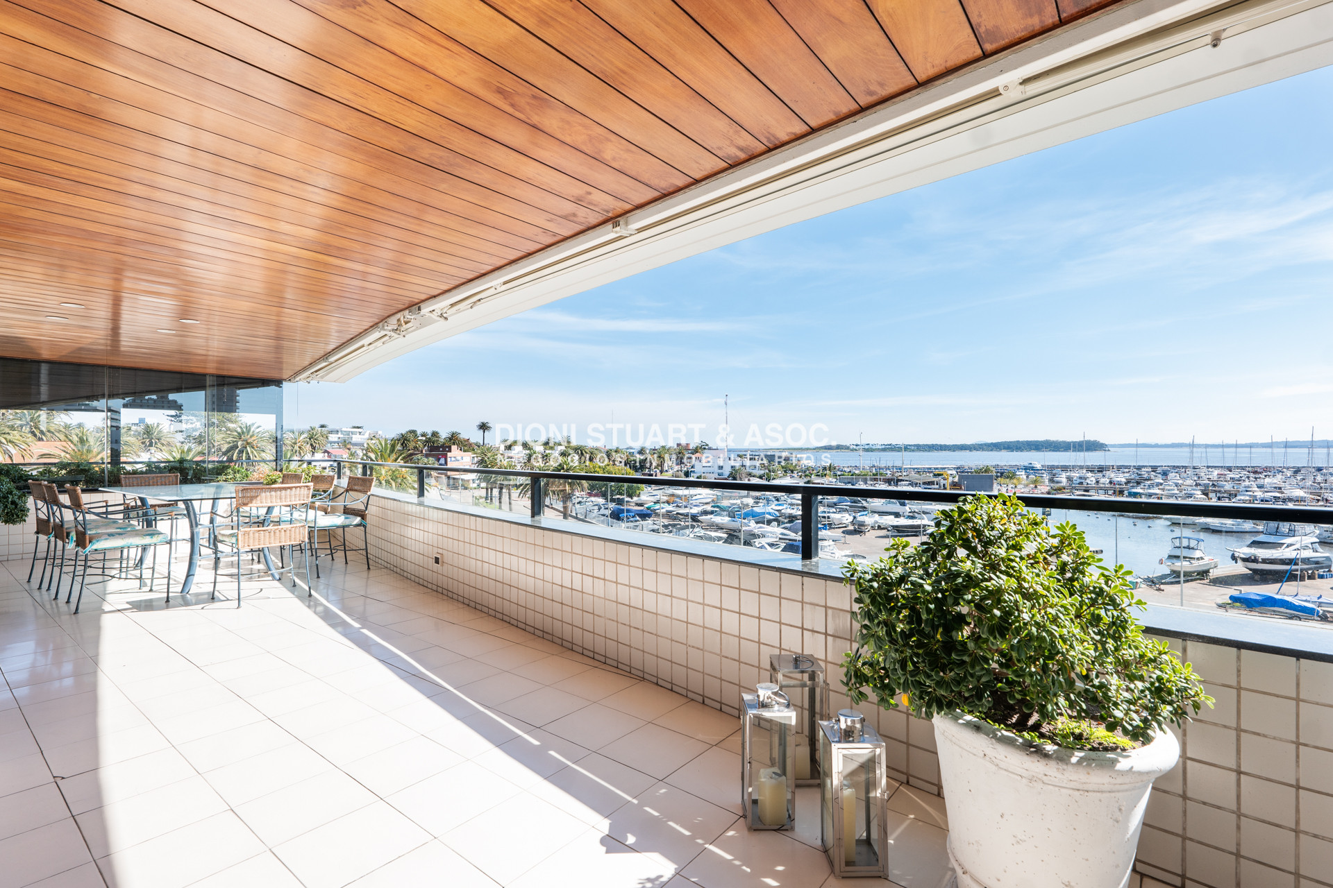 Apartamento ID.1052 - VENTA APARTAMENTO EN PORTOFINO - 3 DORMITORIOS EN SUITE - BARBACOA PROPIA - PUERTO PUNTA DEL ESTE