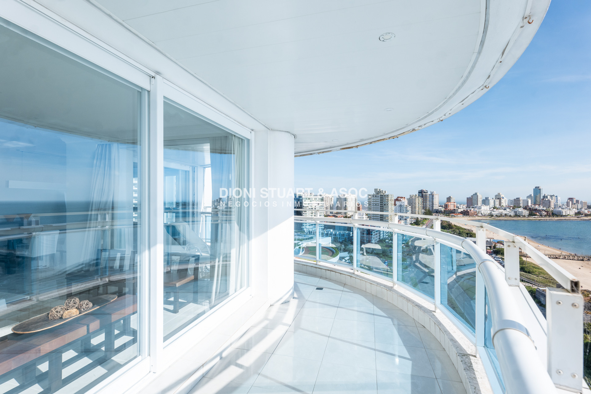 Apartamento ID.56 - VENTA APARTAMENTO MILLENIUM TOWER - 3 DORMITORIOS EN SUITE + DEPENDENCIA - ESQUINERO