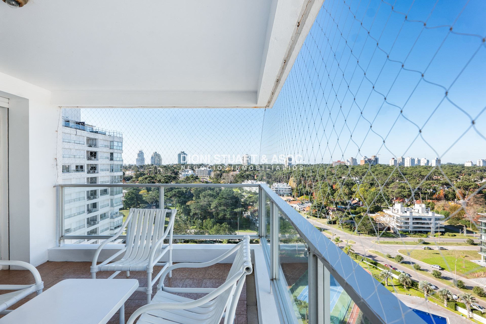 Apartamento ID.27 - ALQUILER DE TEMPORADA FRENTE AL MAR 3 DORMITORIOS COMPLEJO LINCOLN CENTER TORRE JEFFERSON PLAYA MANSA