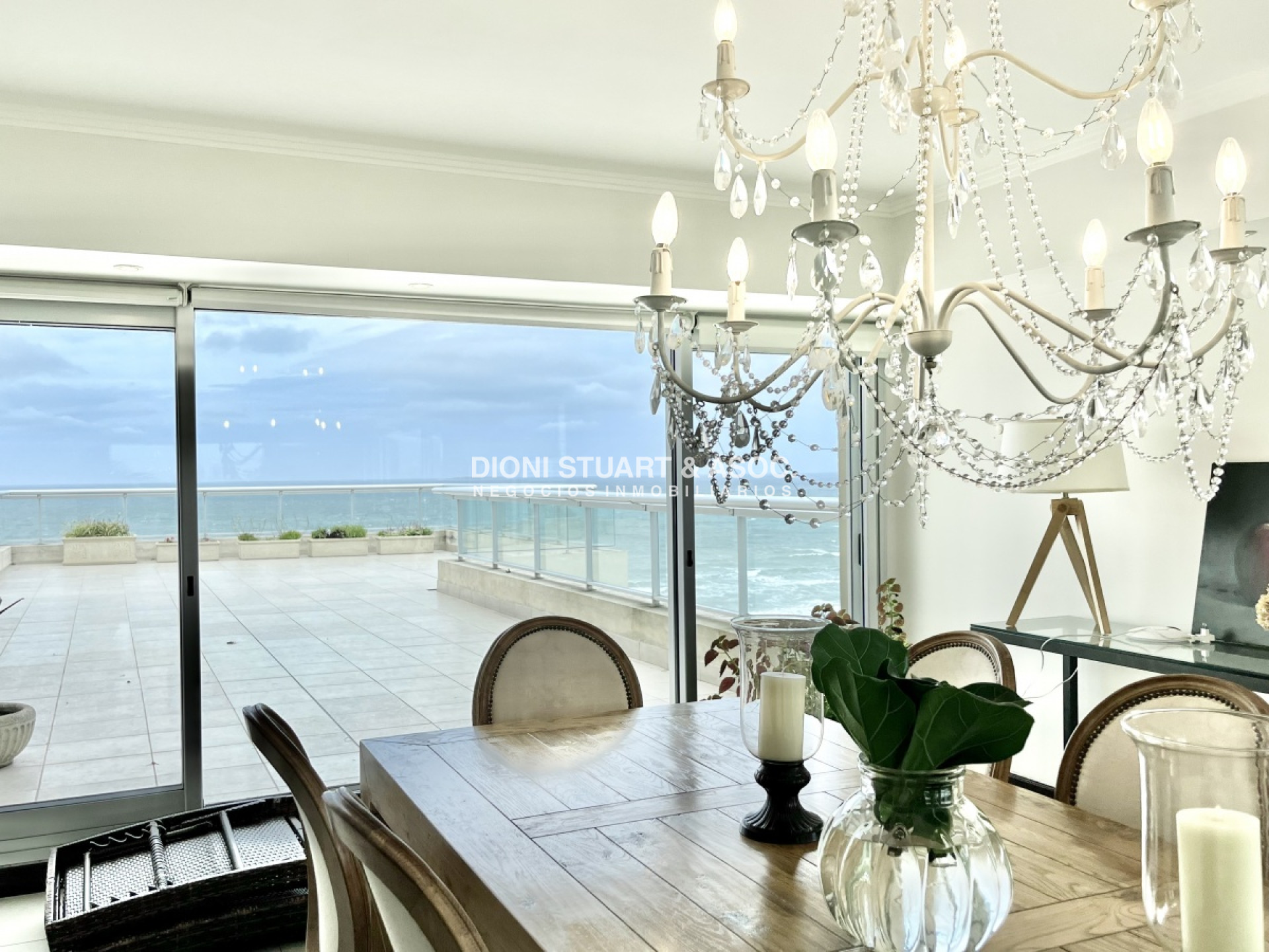 Apartamento ID.116 - Torre Lobos  -  Esquinero - En Venta