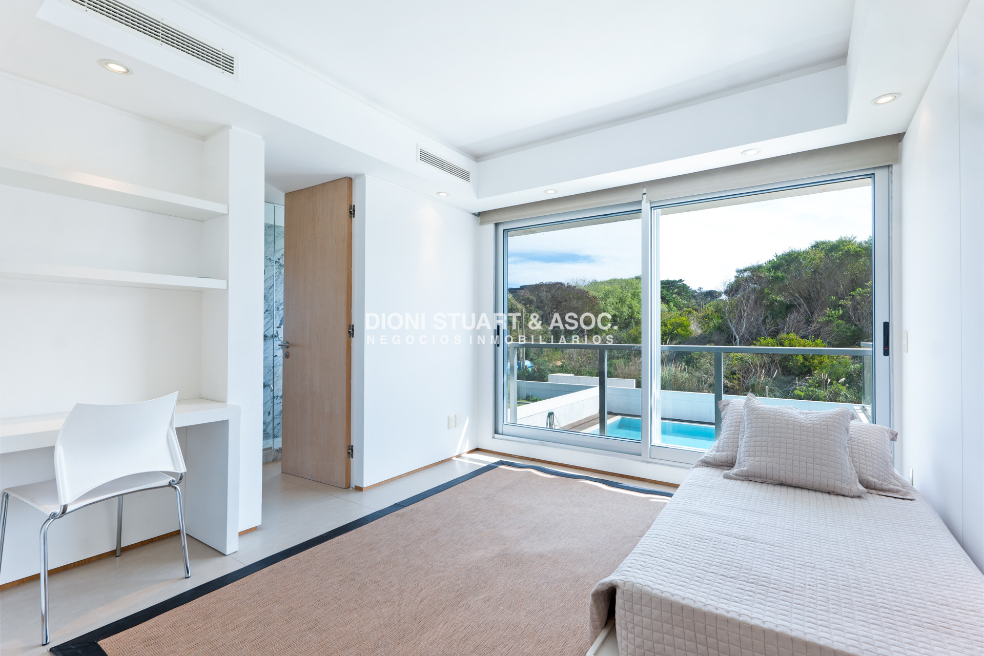 Apartamento ID.756 - DEPARTAMENTO PRIMERA LINEA BRAVA - 4 DORMS EN SUITE - MYTHOS