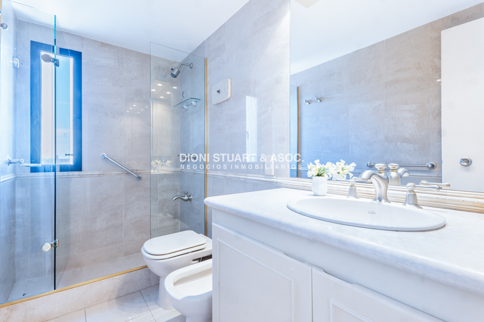 Apartamento ID.1098 - VENTA APARTAMENTO 3 DORMITORIOS RECICLADO PARQUEMAR CENTER PLAYA BRAVA 